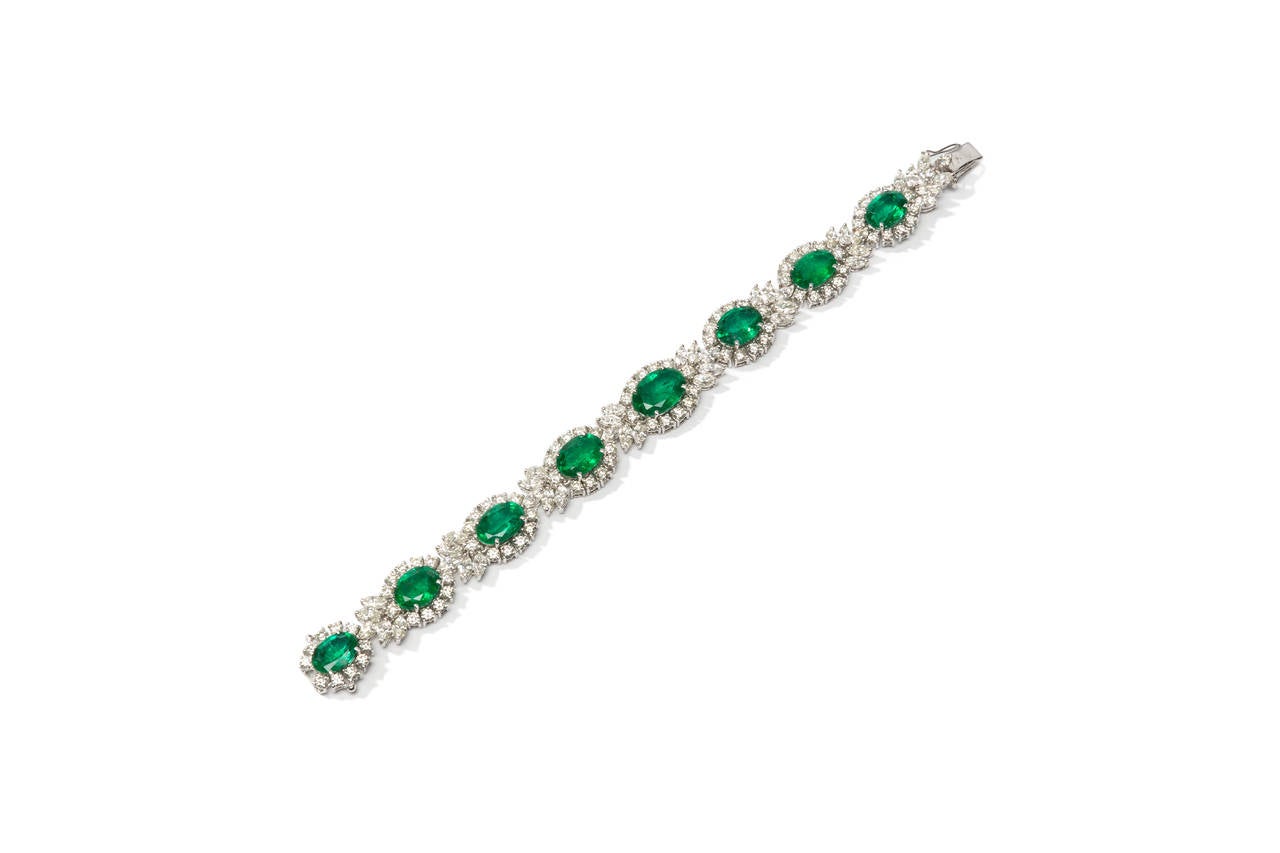 Arts and Crafts 1950s Emerald Diamond Gold Link Bracelet
