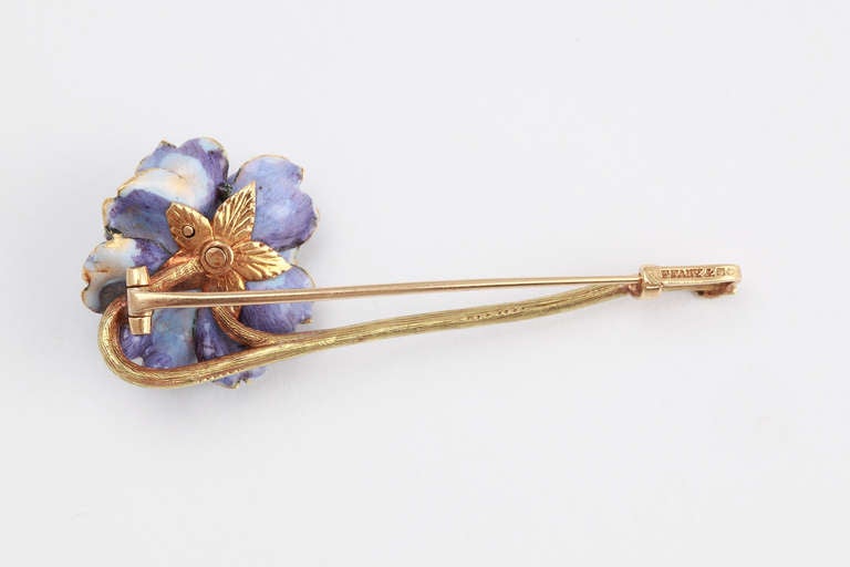 Tiffany & Co. Enamel Sapphire Gold Flower Brooch In Good Condition In Berlin, DE