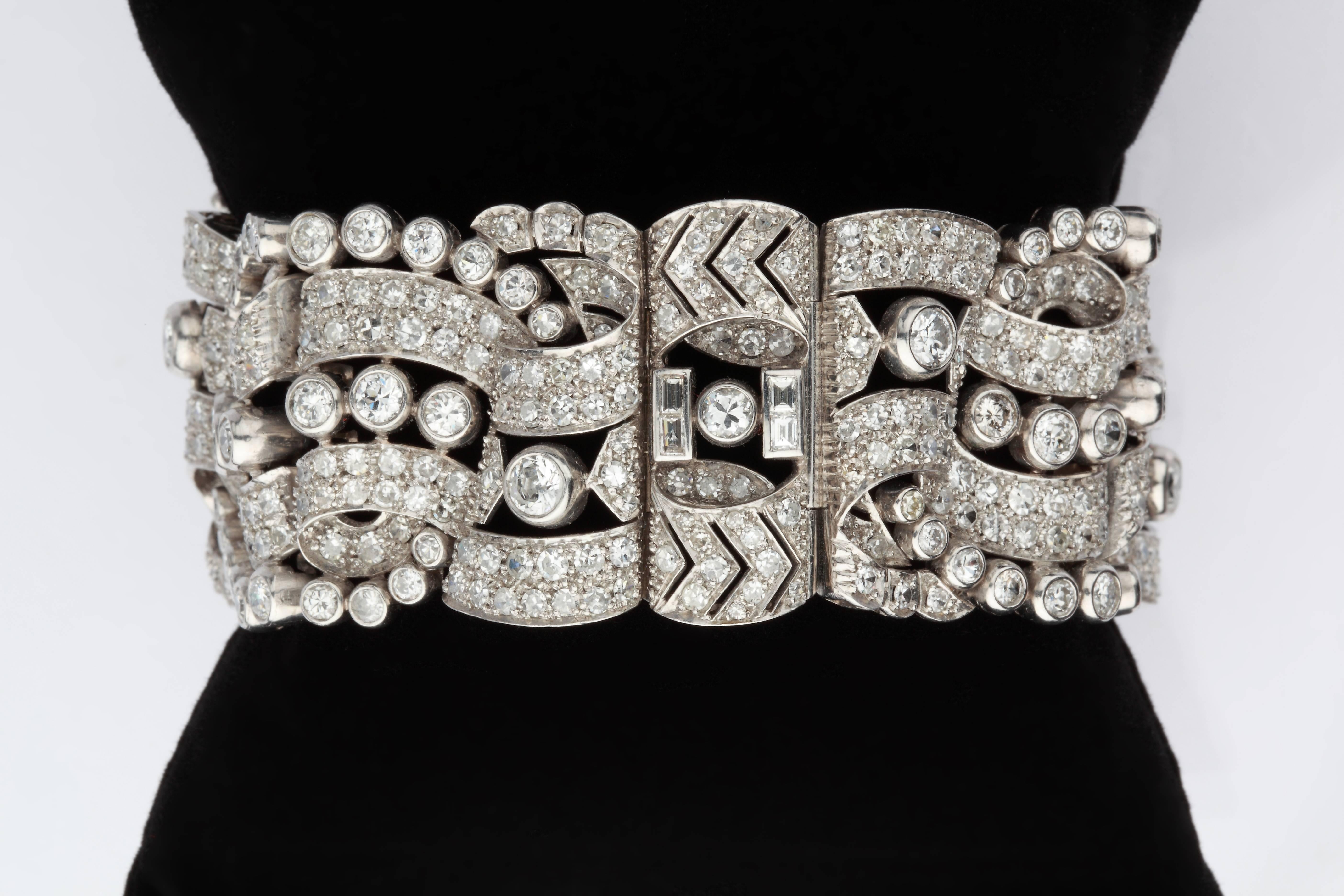 Brilliant Cut Art Deco Diamond Platinum Bracelet For Sale