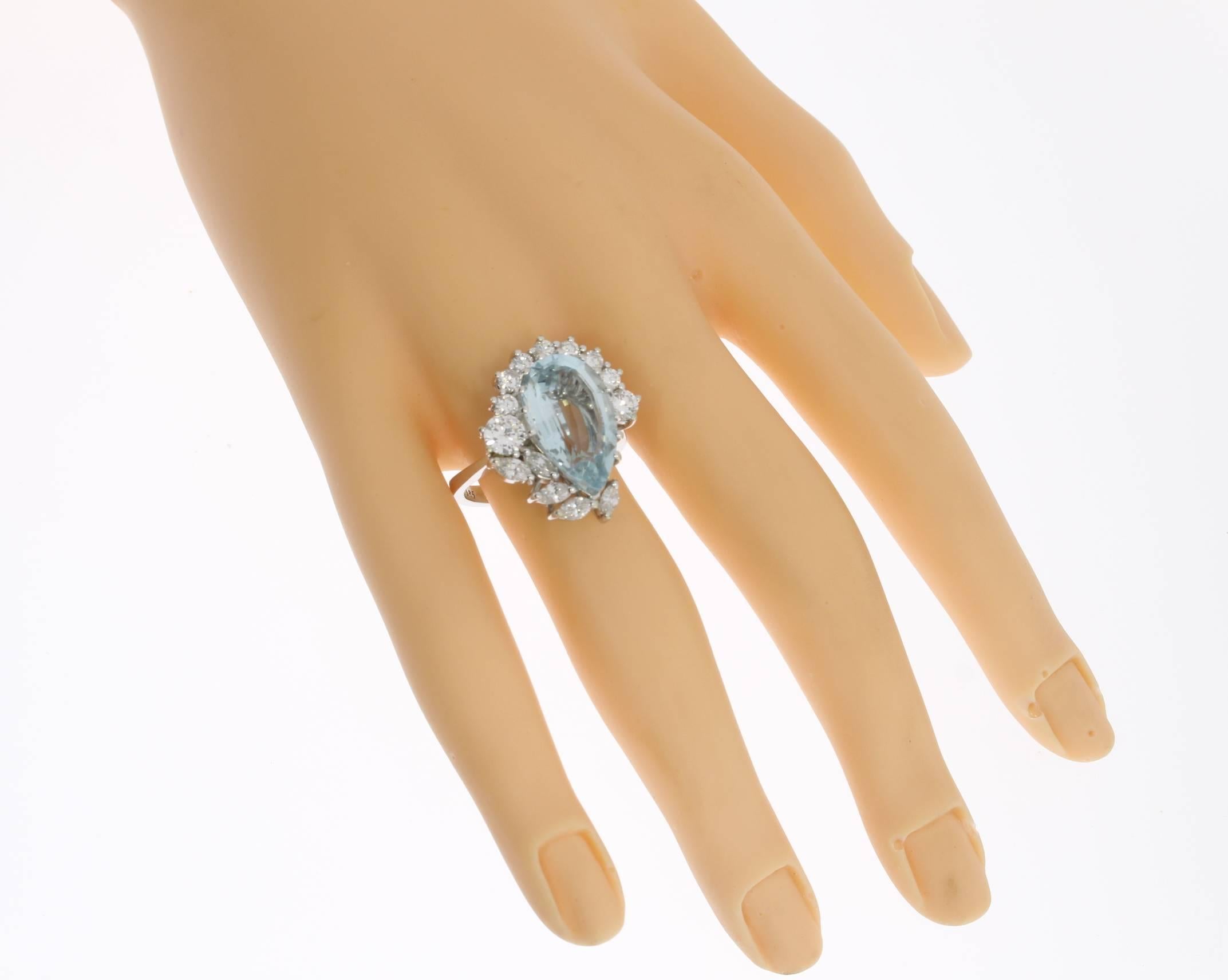 Tear Drop Aquamarine Ring with Diamonds For Sale 4