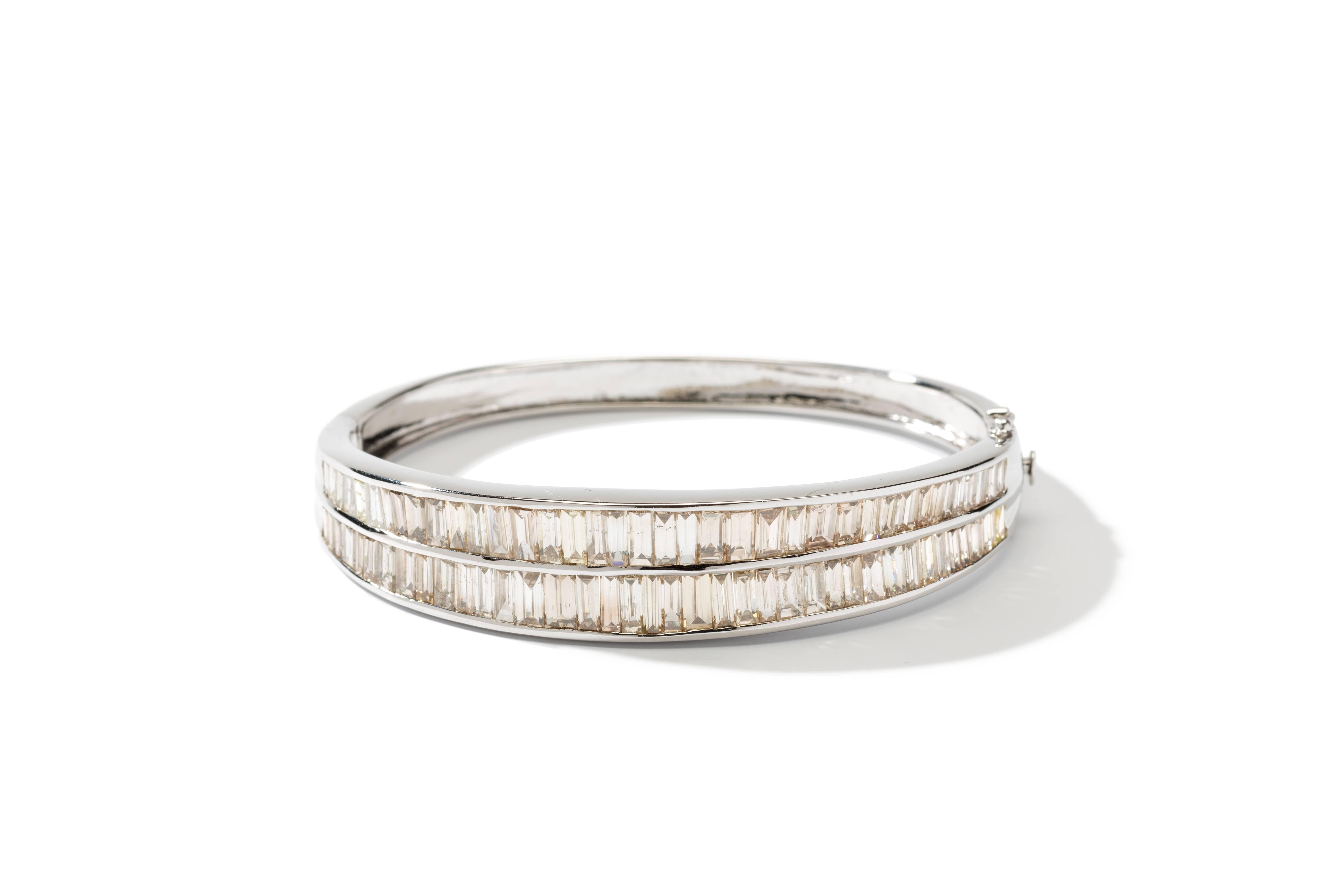 Baguette Cut Diamond 18 Carat Gold Bangle Bracelet For Sale