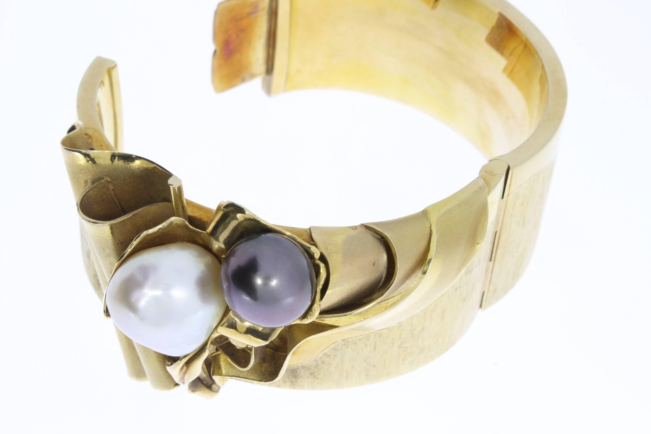 Women's One of a Kind Pearl Gold Bangle Bracelet by Zerrener