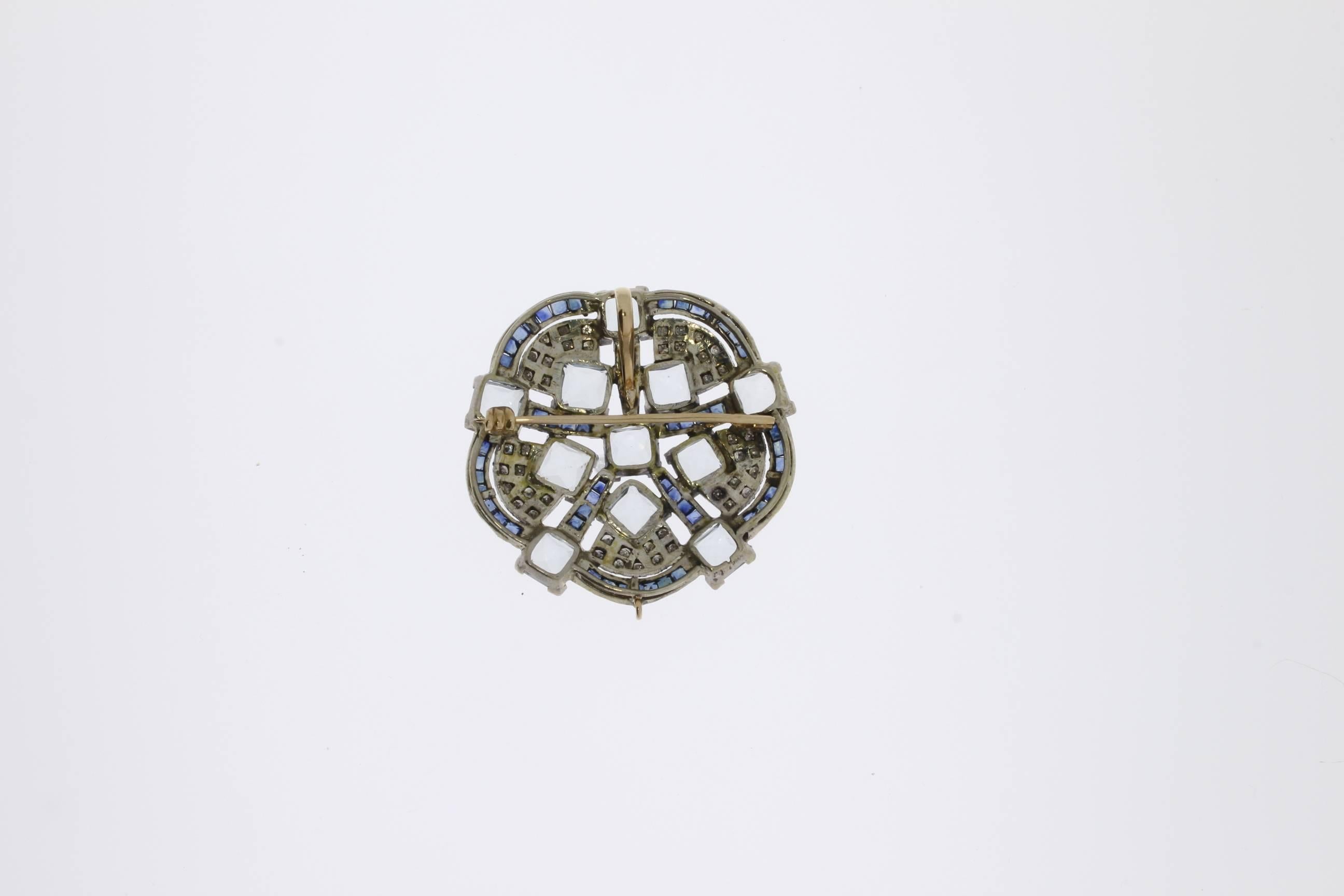 Aquamarine Diamond Silver Gold Flower Shape Brooch Pendant In Excellent Condition For Sale In Berlin, DE
