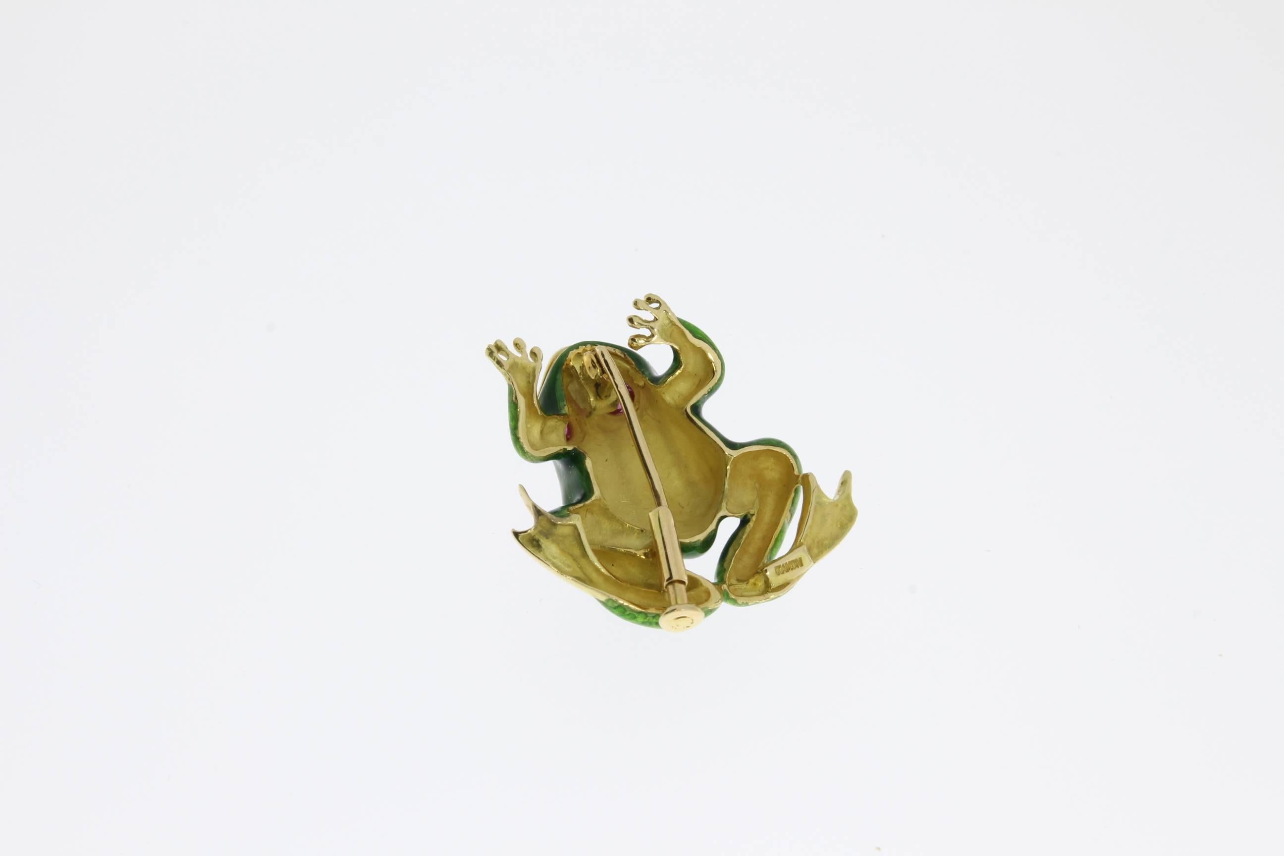 Broche grenouille en or, émail, rubis et émail Pour femmes en vente