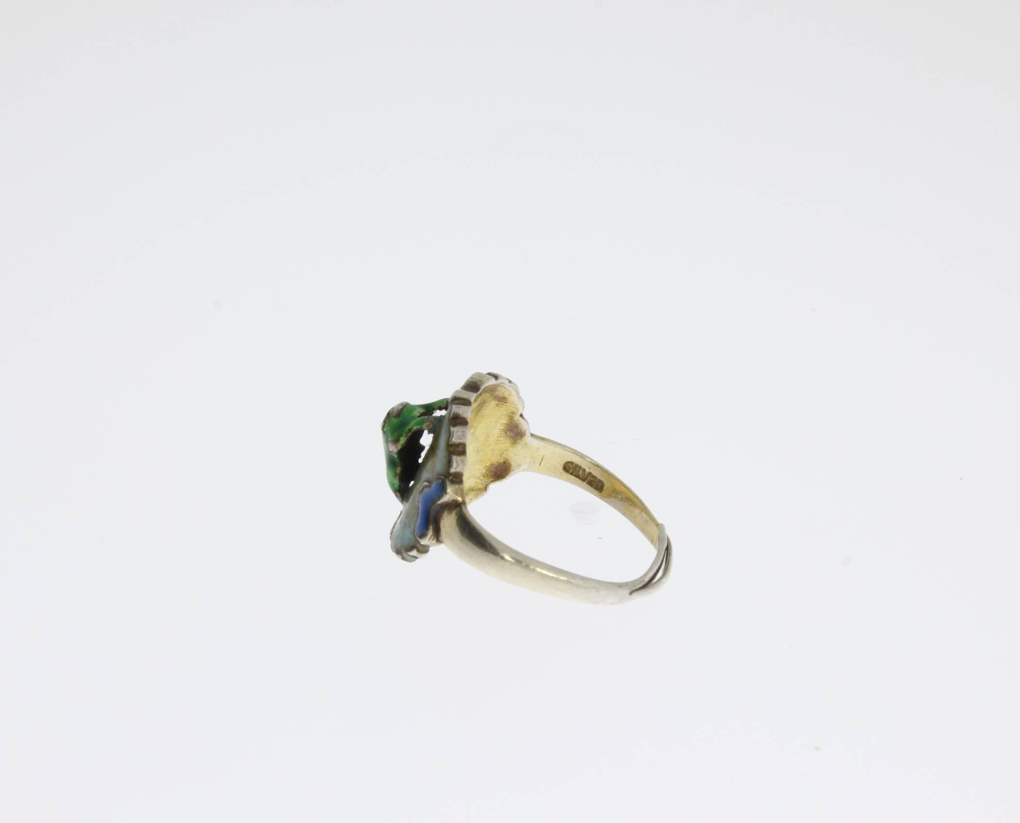 1900's Enameled Silver Ring In Good Condition In Berlin, DE