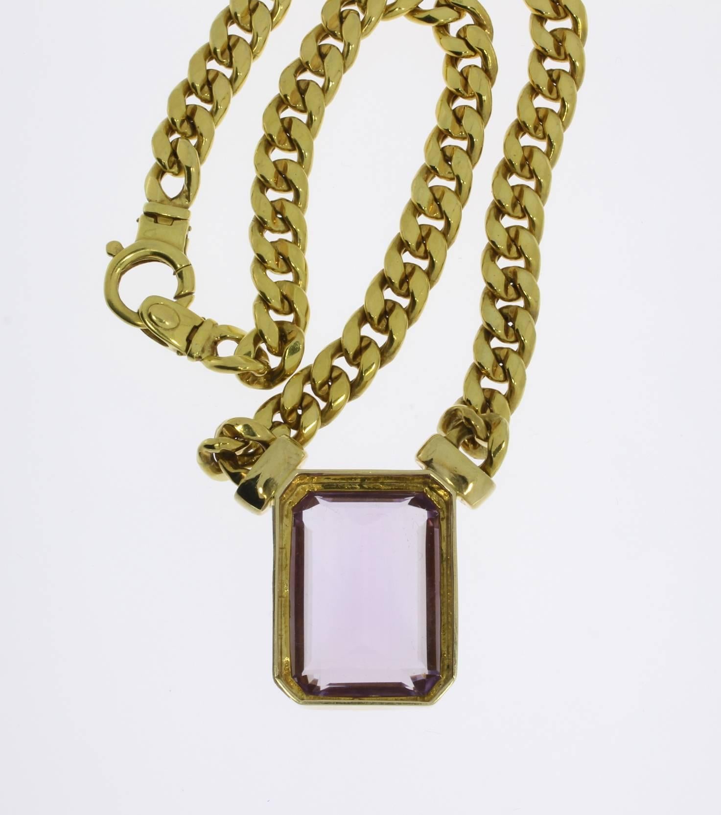 Large Amethyst Diamond Gold Necklace In Good Condition In Berlin, DE