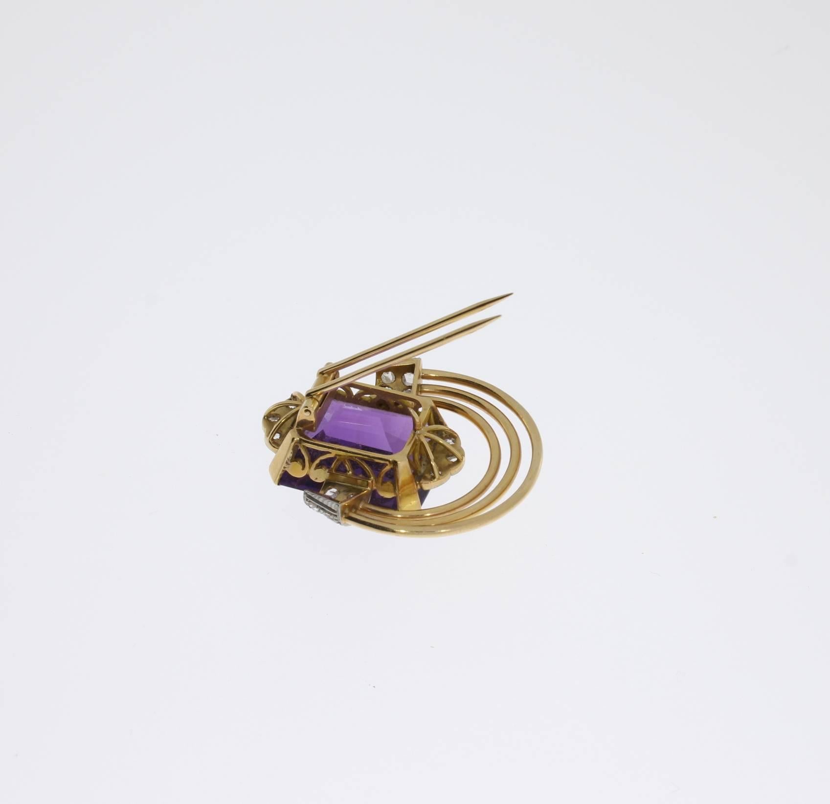 Amethyst Diamond Gold Platinum Pin In Excellent Condition For Sale In Berlin, DE