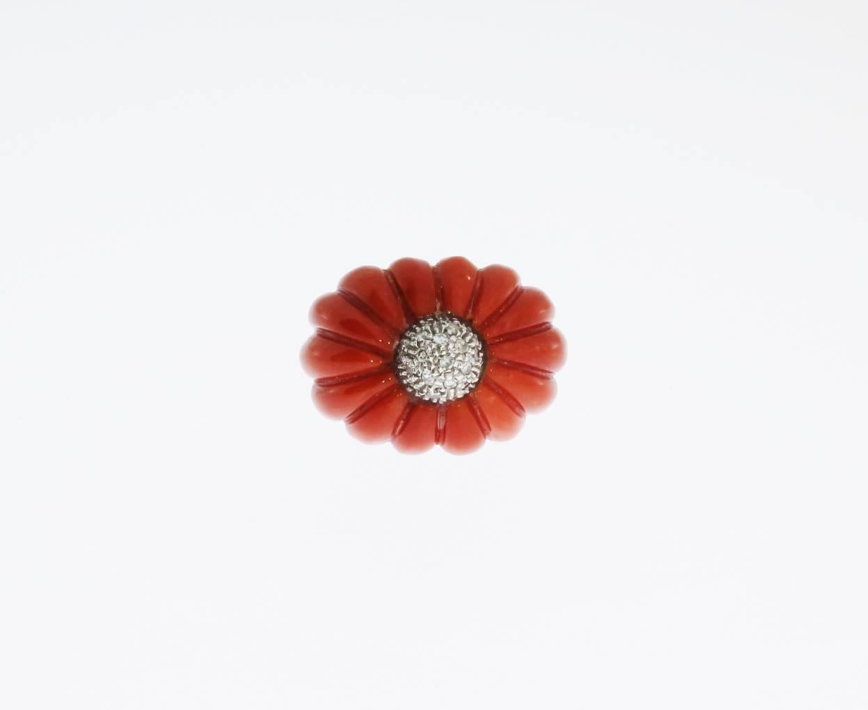 Round Cut 1970s Mediterranean Coral Diamond Gold Dome Ring For Sale