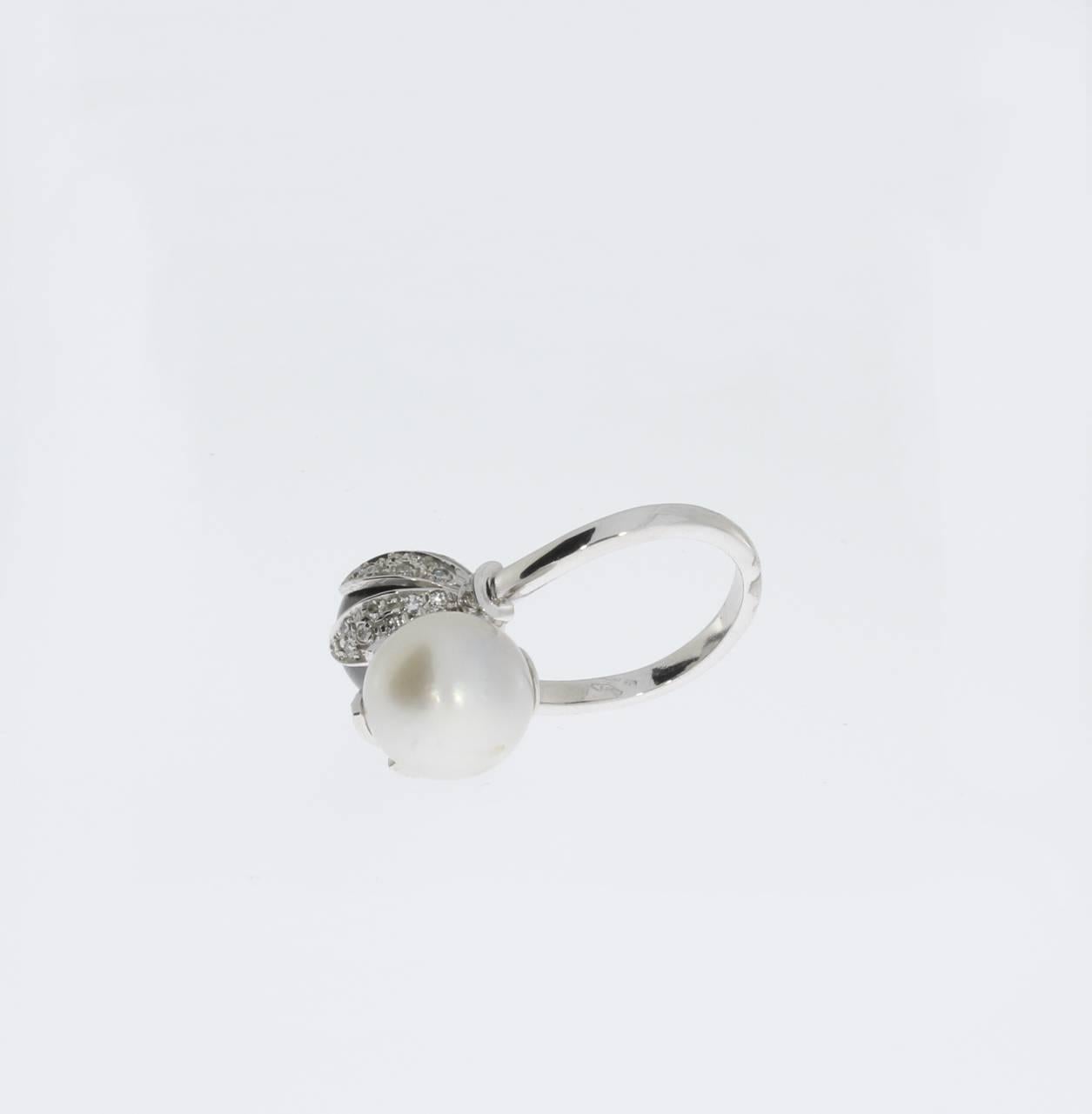 Women's Tahitian and South Sea Pearls Diamonds Gold Ring 