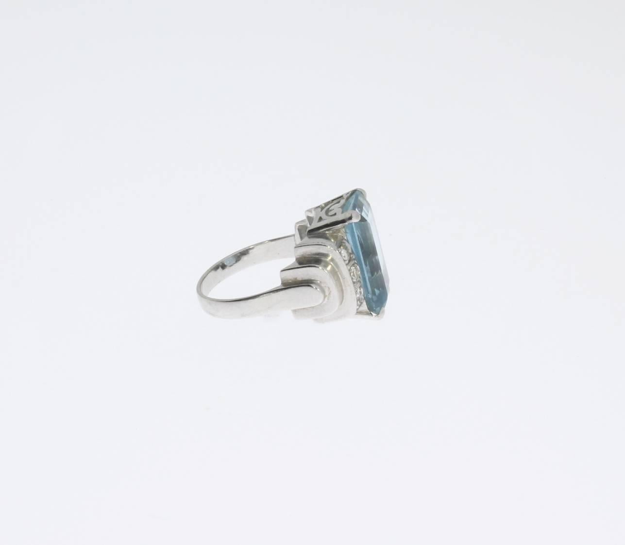 Women's 1930 Art Deco Aquamarine Diamond Platinum Ring