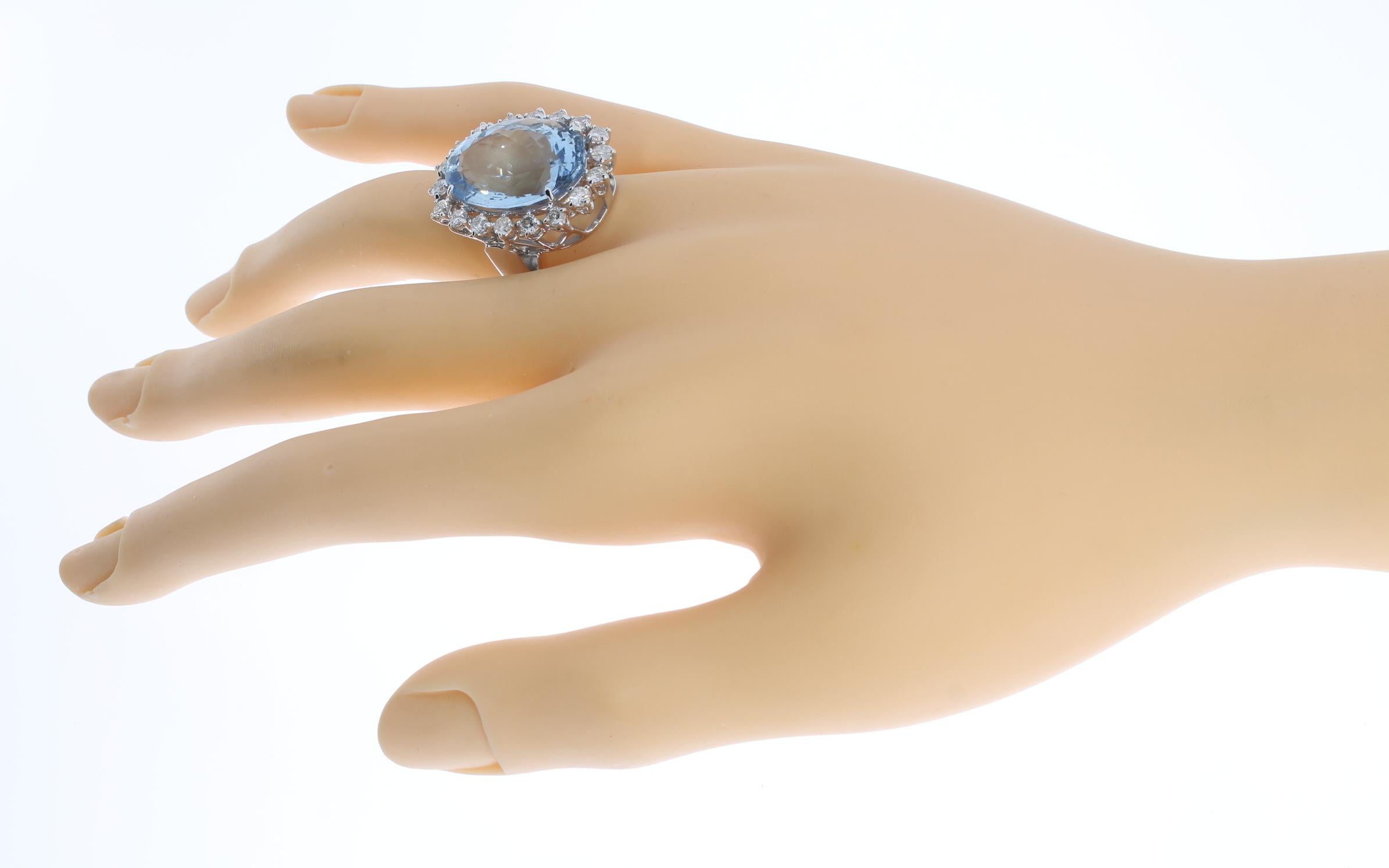 Women's Aquamarine Diamond Gold Cocktail Ring For Sale