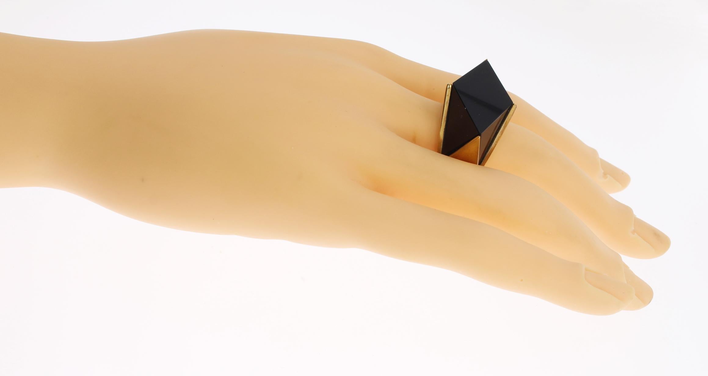 Modern Onyx Gold Ring For Sale 3