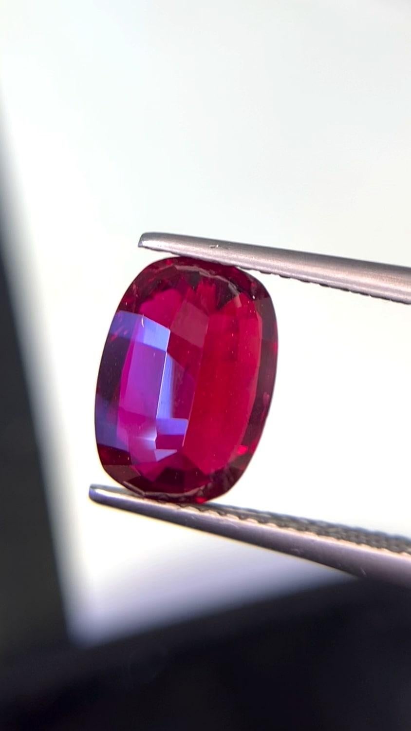 Gübelin Certified 3.62 ct Ruby - Note exceptionnelle de 90.8 en vente 3