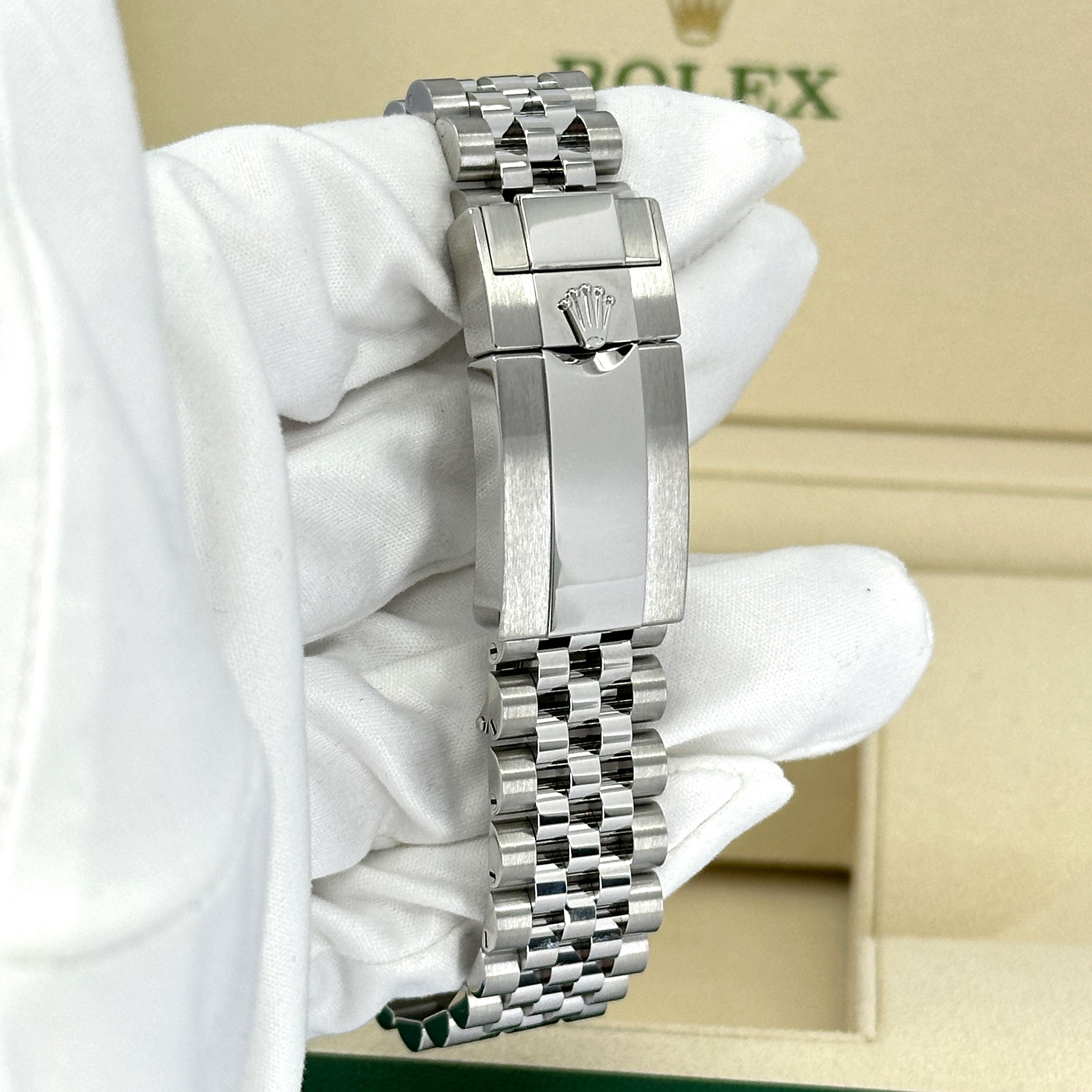 Rolex GMT-Master II Batgirl non indossato Numero di riferimento 126710BLNR, Set completo, 2025 in vendita 13