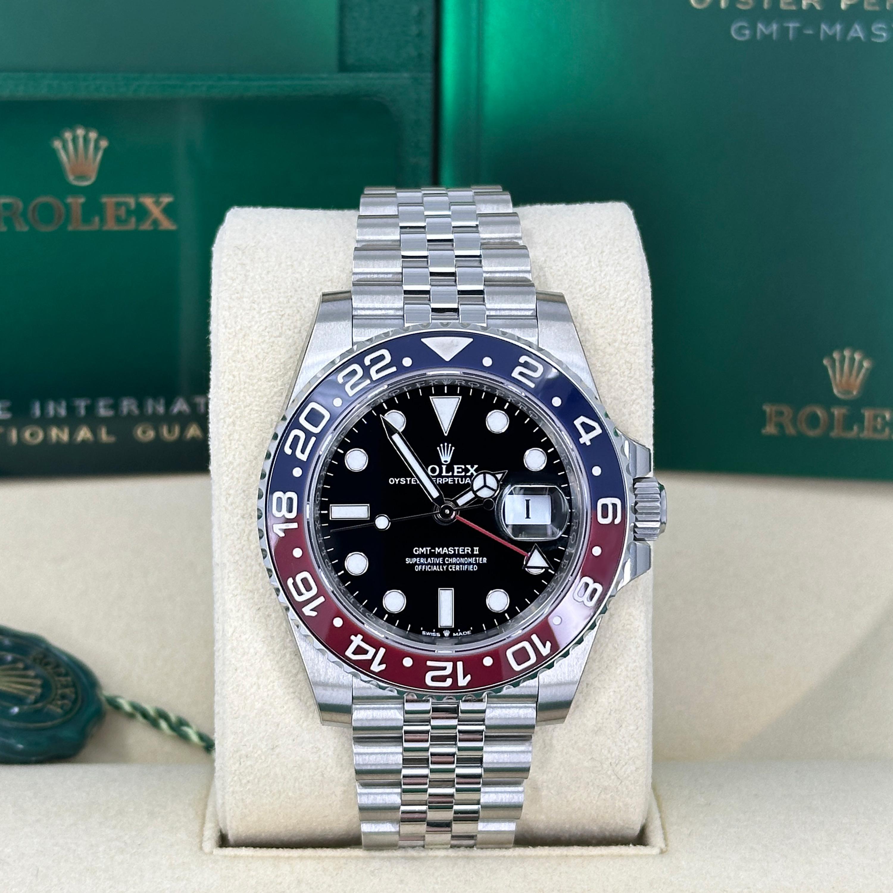 Rolex GMT-Master II 126710BLRO - GMT 