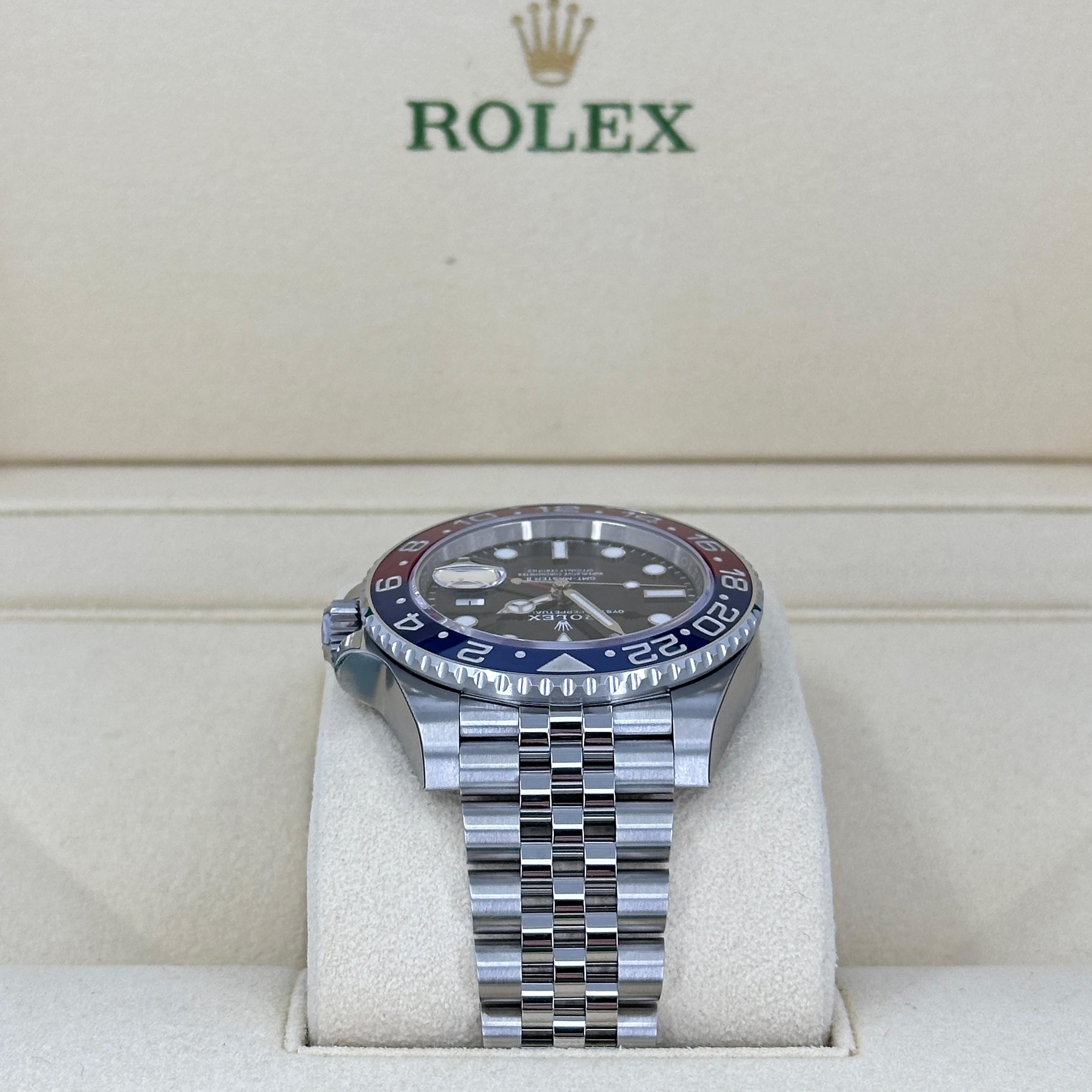 Rolex GMT-Master II Pepsi sin usar Referencia# 126710BLRO, Juego completo, 2025 en venta 2