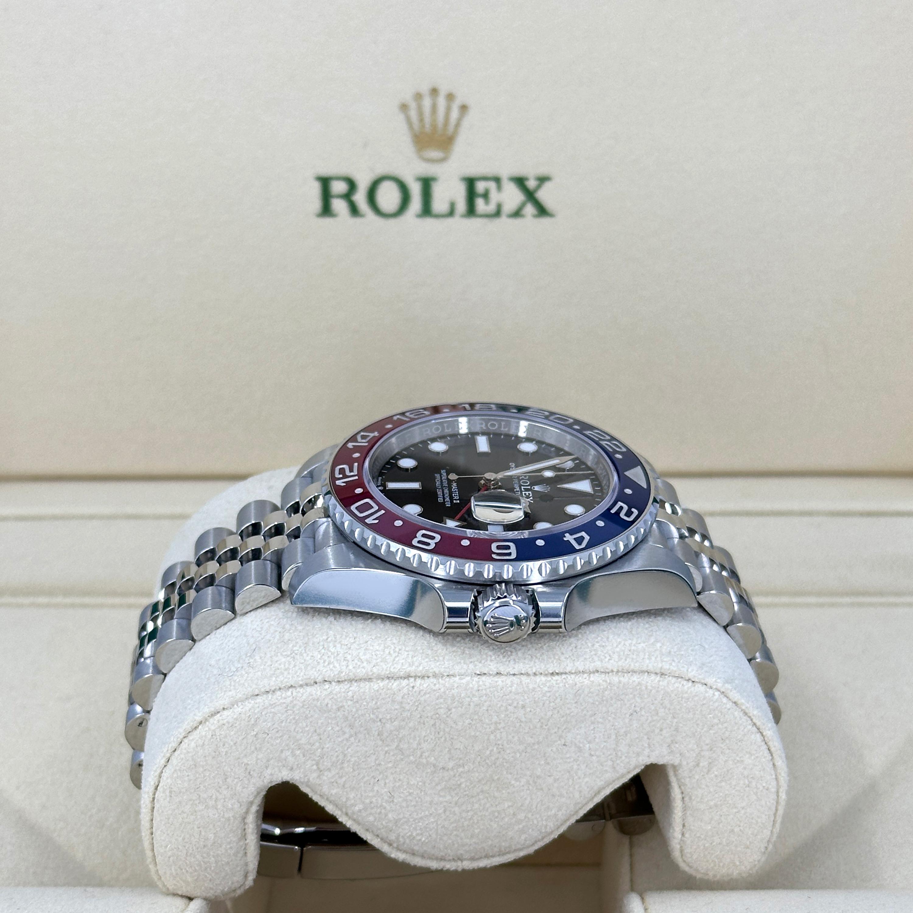 Rolex GMT-Master II Pepsi sin usar Referencia# 126710BLRO, Juego completo, 2025 en venta 3