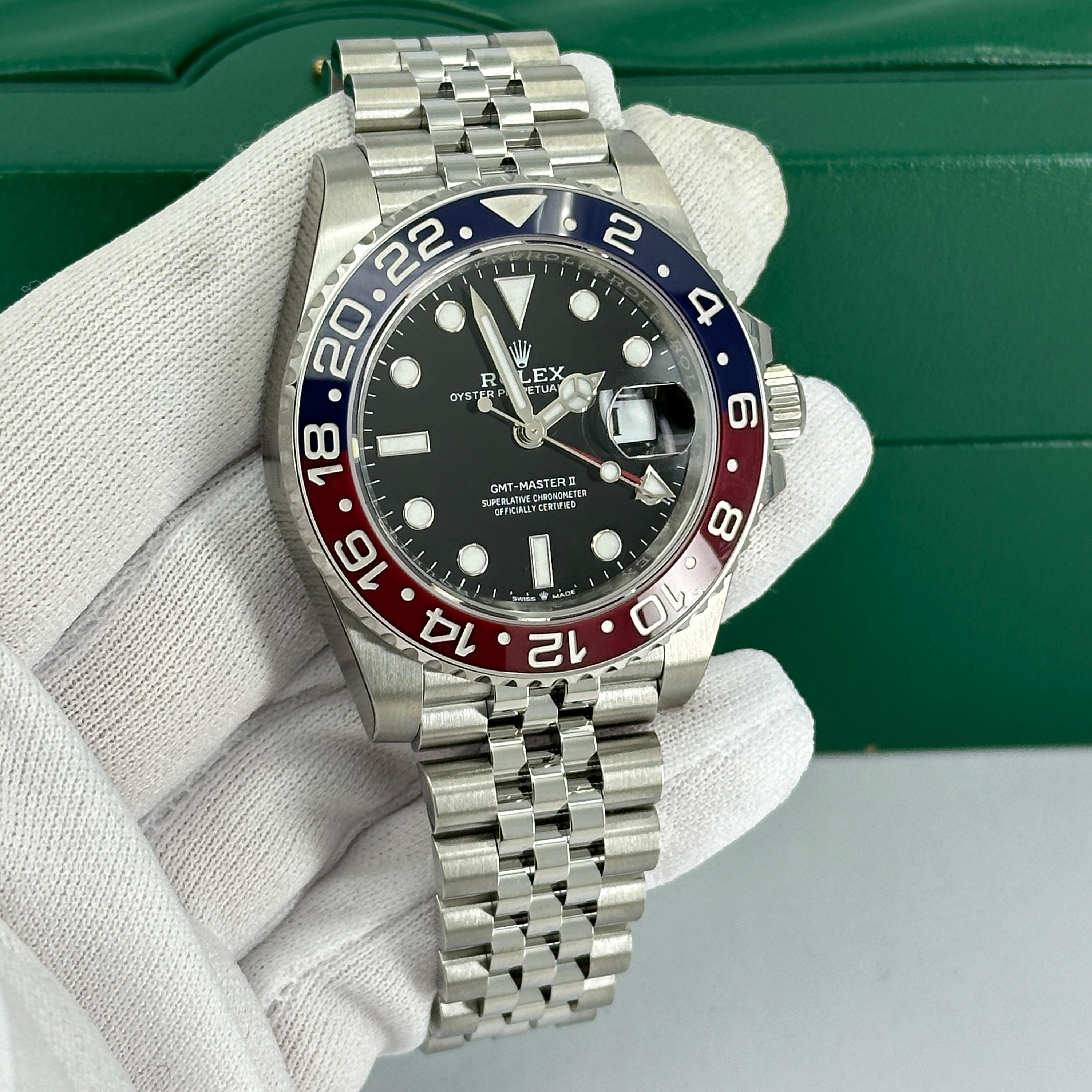 Rolex GMT-Master II Pepsi sin usar Referencia# 126710BLRO, Juego completo, 2025 en venta 9