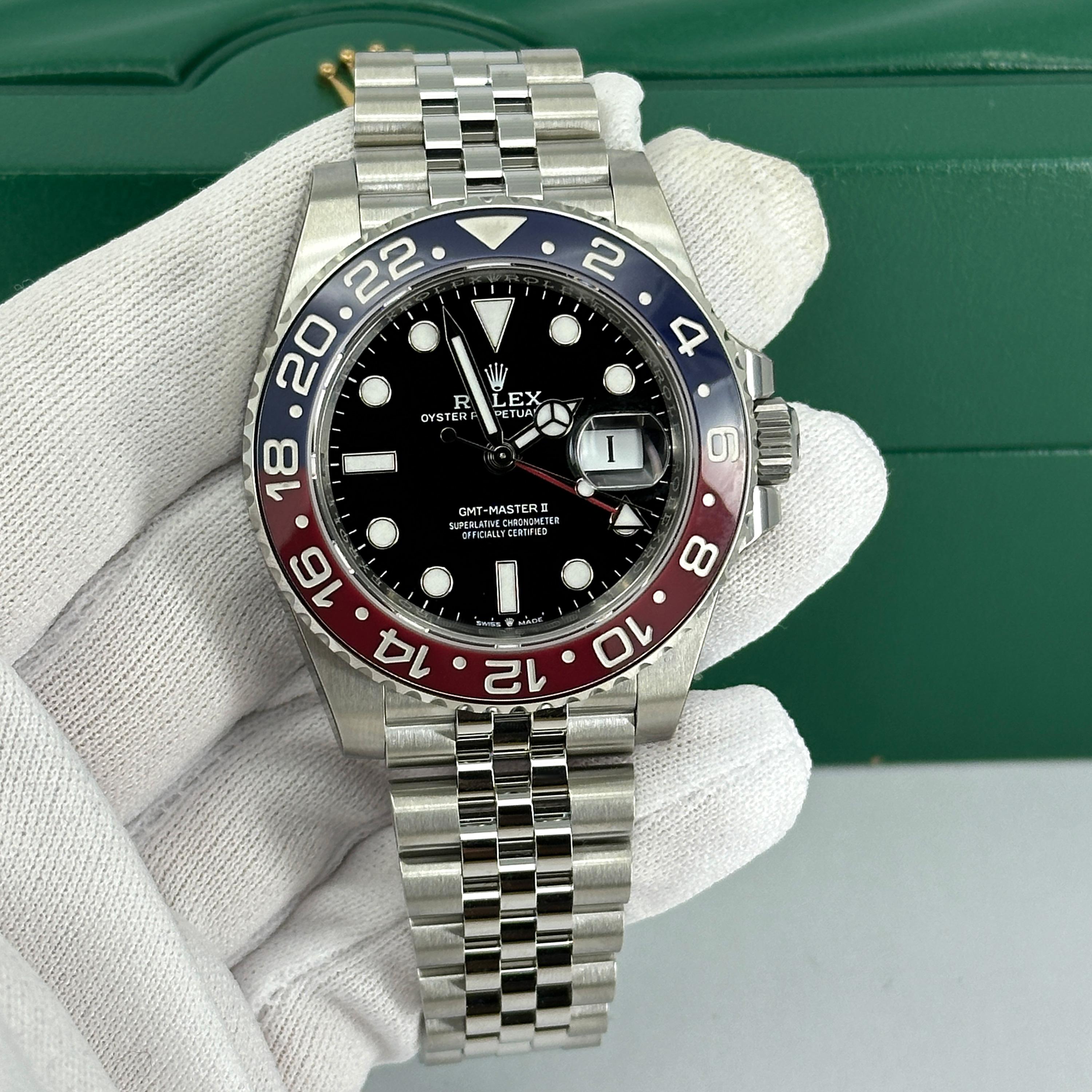 Rolex GMT-Master II Pepsi sin usar Referencia# 126710BLRO, Juego completo, 2025 en venta 8