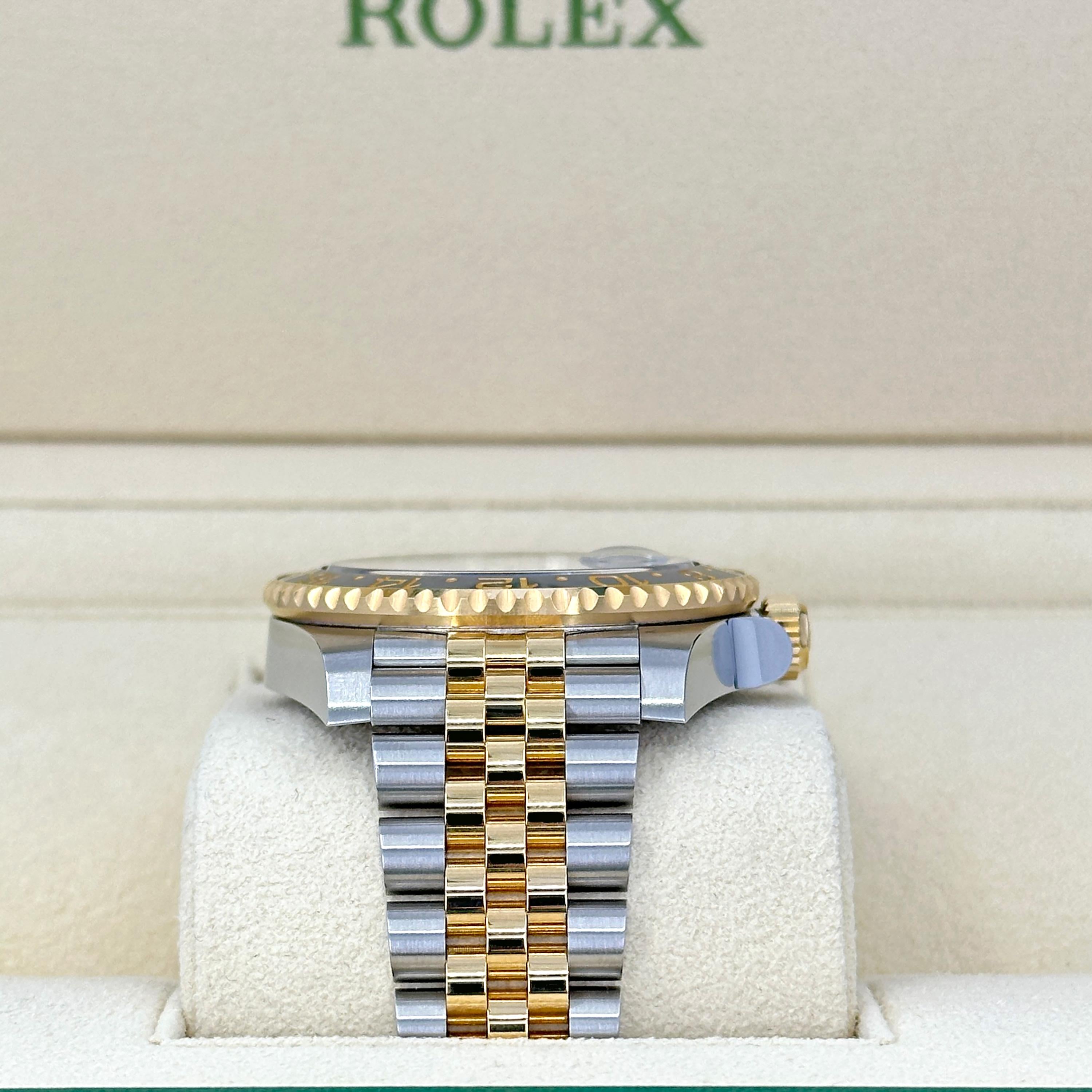 Rolex GMT-Master II non indossato Numero di riferimento 126713GRNR, Set completo, 2025 in vendita 1