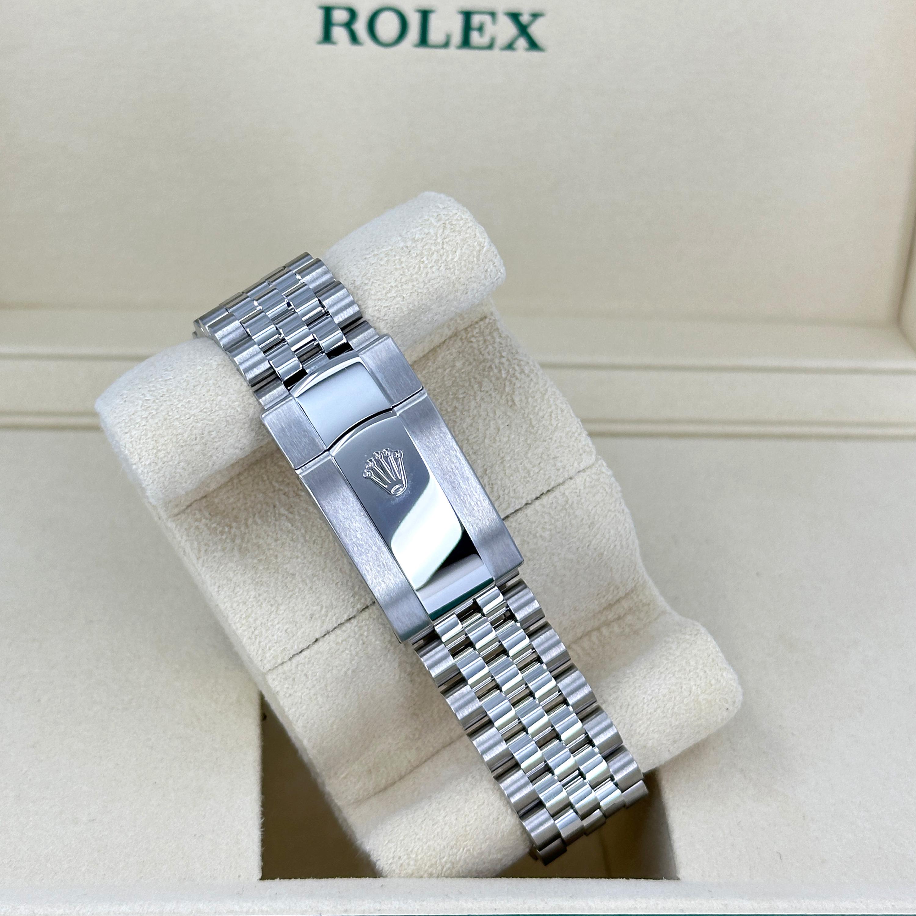 Ungetragene Rolex Datejust 41 White Jubilee Reference# 126300, Komplettset, 2025 im Angebot 6