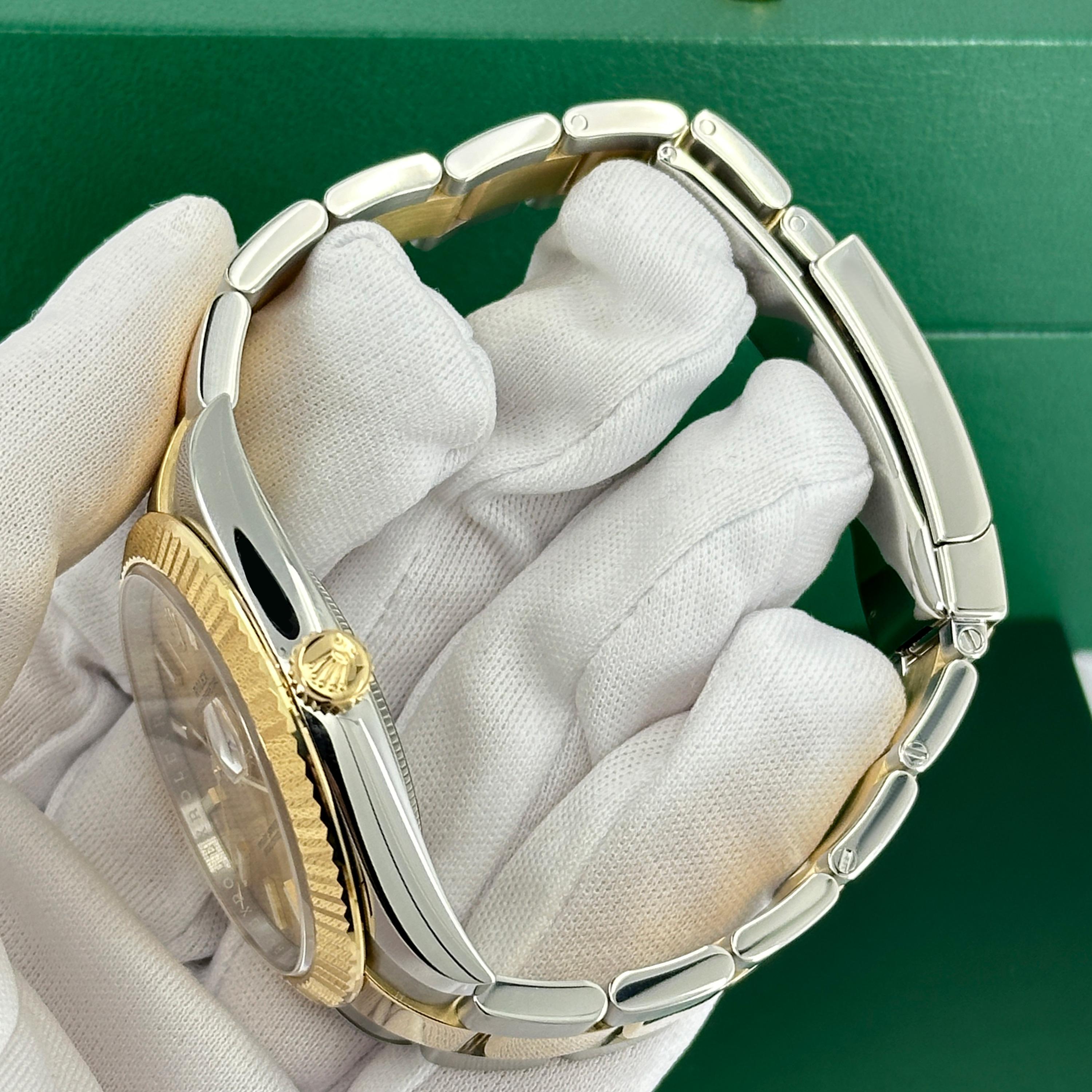 Ungetragene Rolex Datejust 41 Champagne Oyster Reference# 126333, Komplettset, 2025 im Angebot 8
