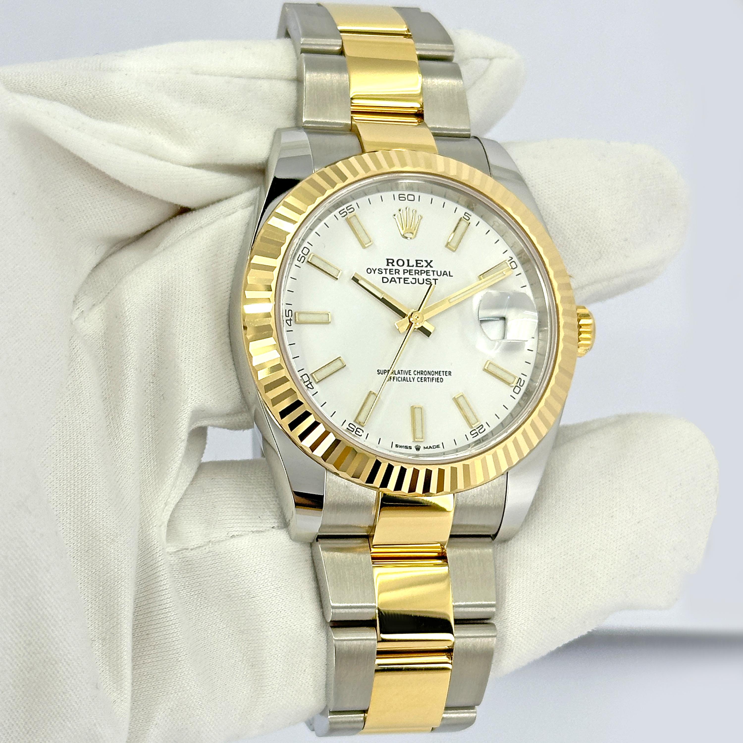 Ungetragene Rolex Datejust 41 Weiß Oyster Reference# 126333, Komplettset, 2025 im Angebot 1