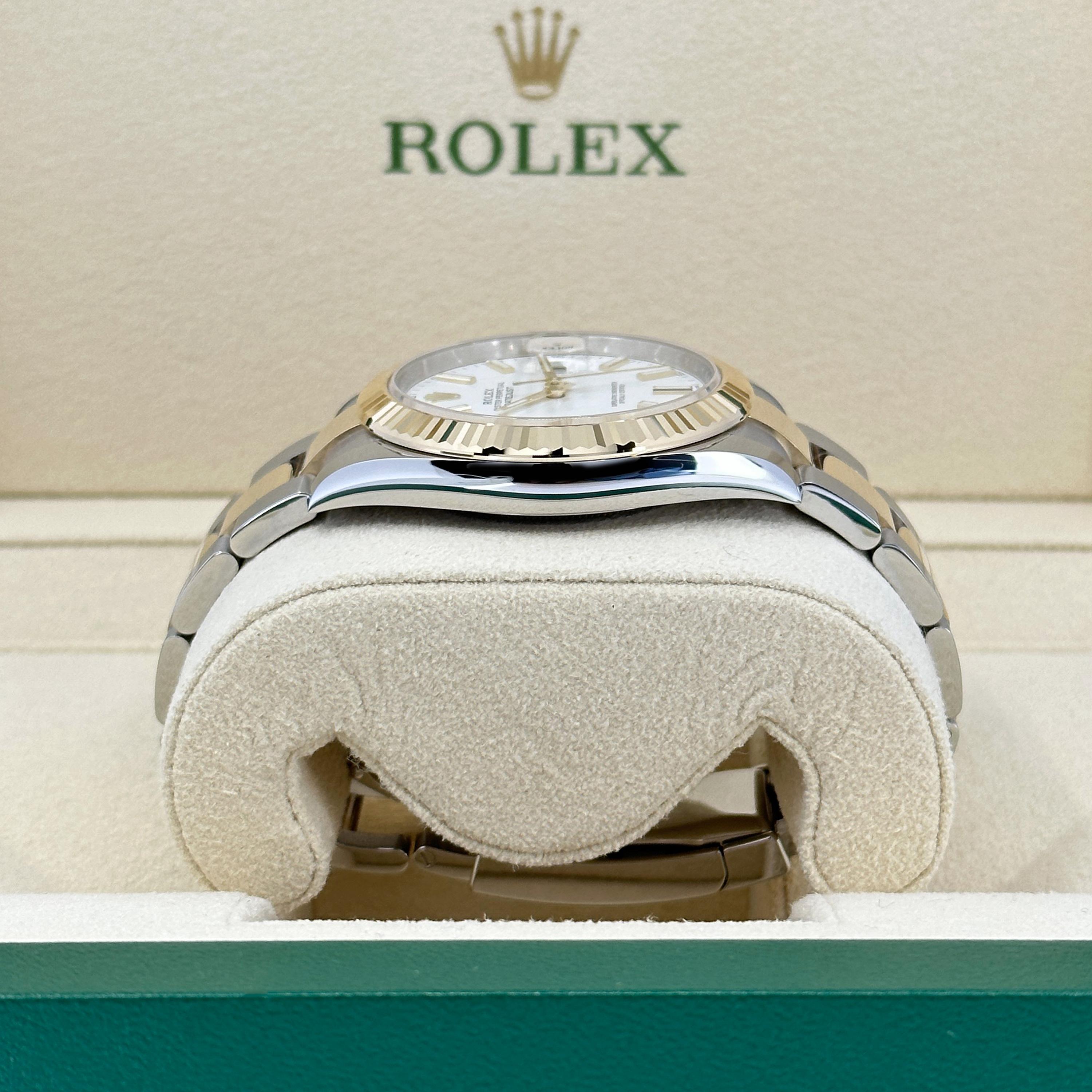 Ungetragene Rolex Datejust 41 Weiß Oyster Reference# 126333, Komplettset, 2025 im Angebot 4