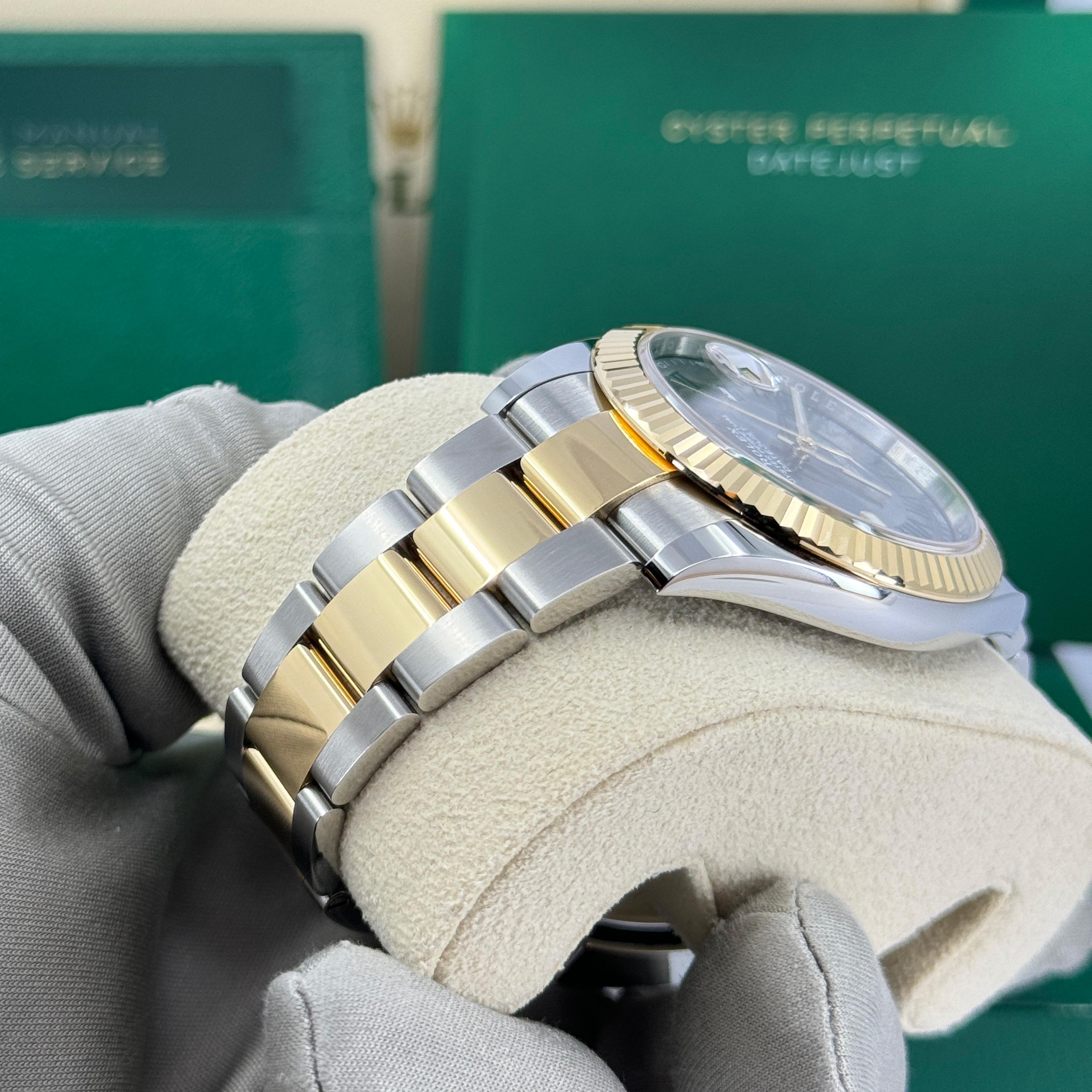 Ungetragene Rolex Datejust 41 Grau Oyster Reference# 126333, Komplettset, 2025 im Angebot 9