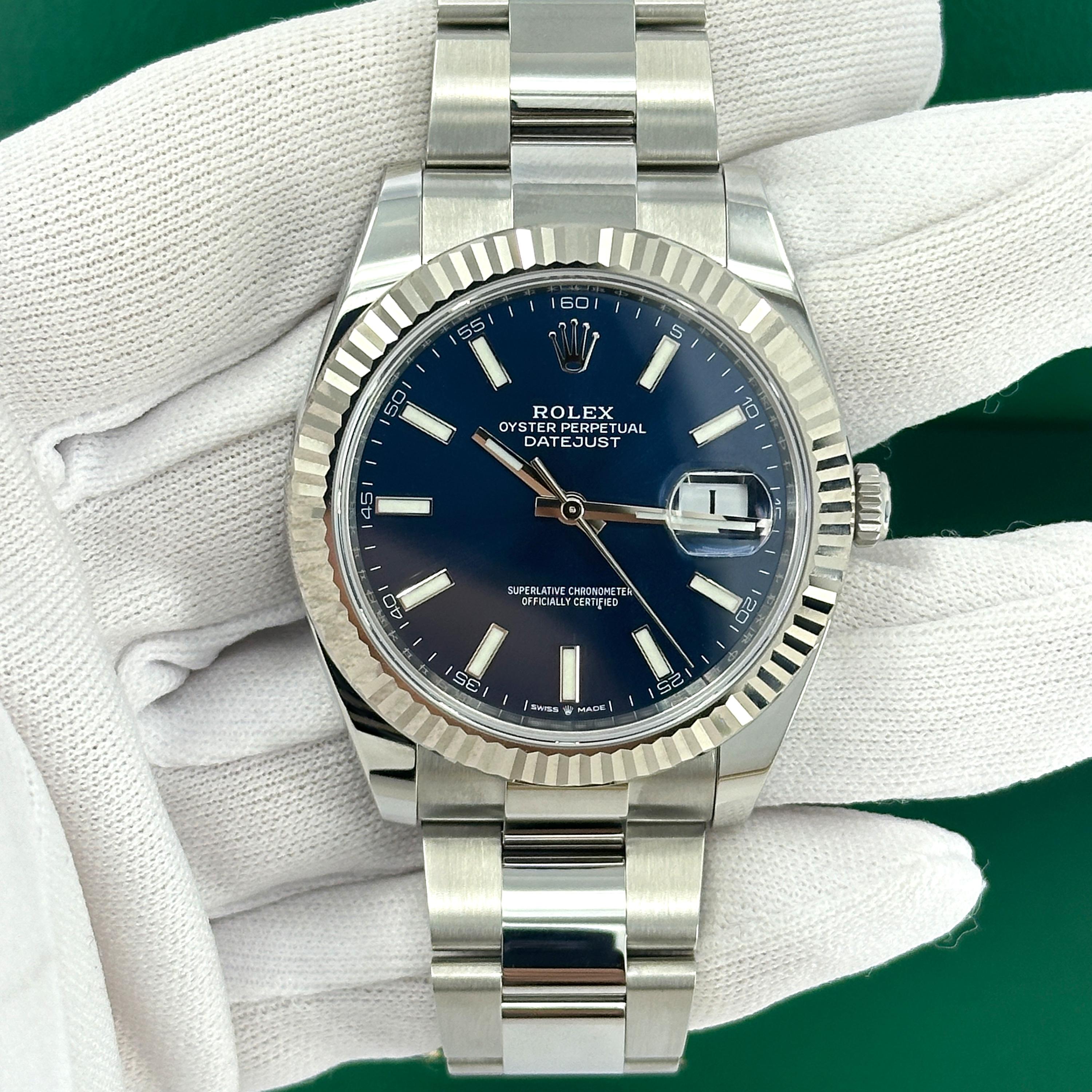 Ungetragene Rolex Datejust 41 Blau Oyster Reference# 126334, Komplettset, 2025 im Angebot 14