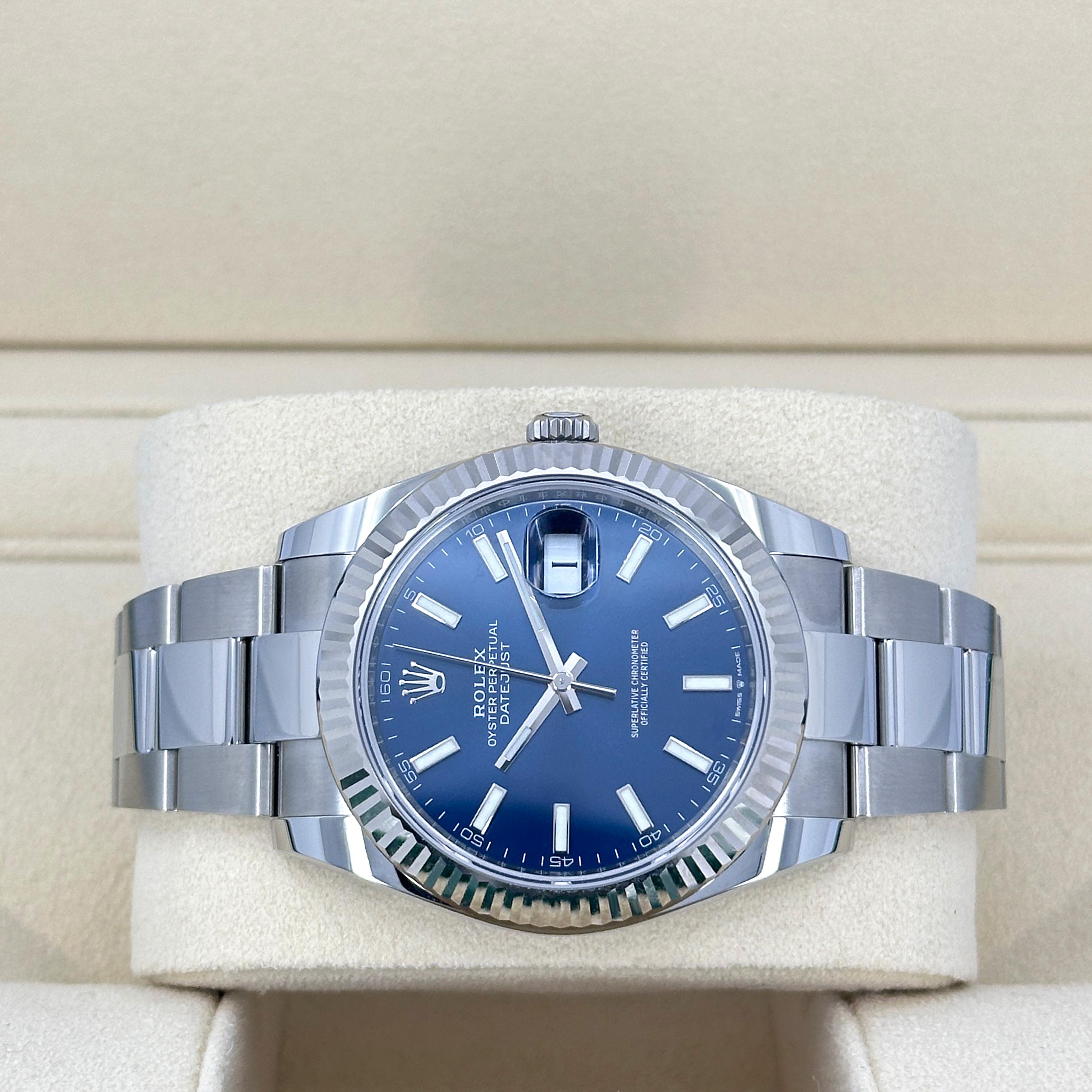Ungetragene Rolex Datejust 41 Blau Oyster Reference# 126334, Komplettset, 2025 im Angebot 6