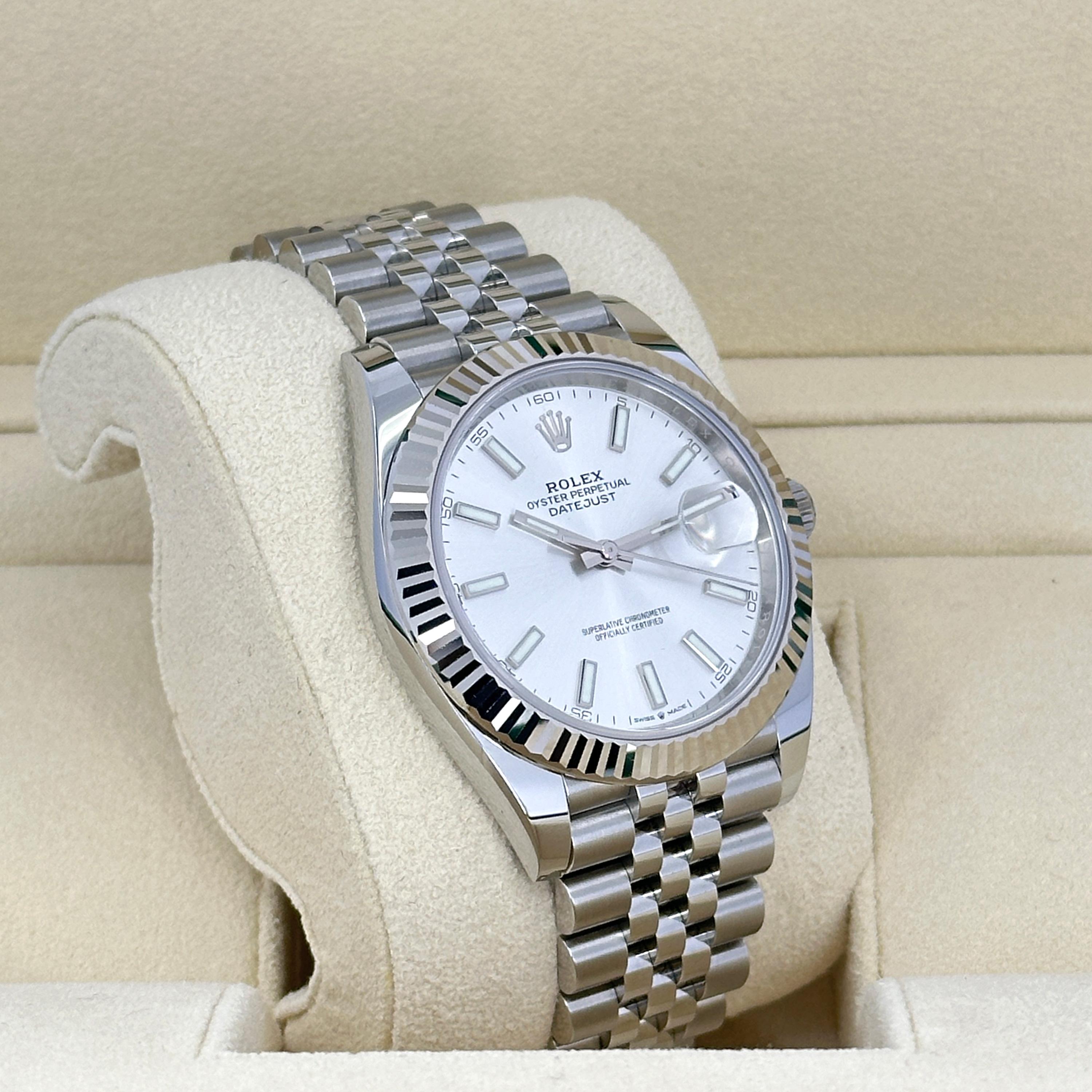 Ungetragene Rolex Datejust 41 Silver Oyster Reference# 126334, Komplettset, 2025 im Angebot 5