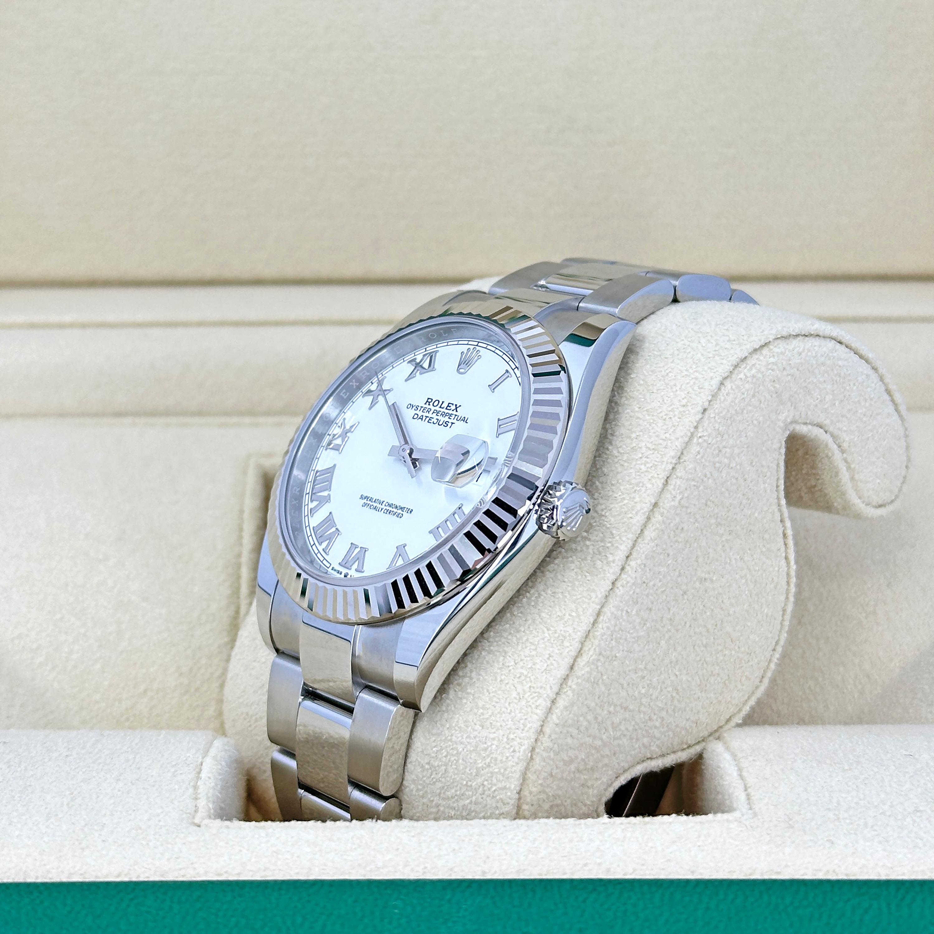 Ungetragene Rolex Datejust 41 Weiß Oyster Reference# 126334, Komplettset, 2025 im Angebot 5