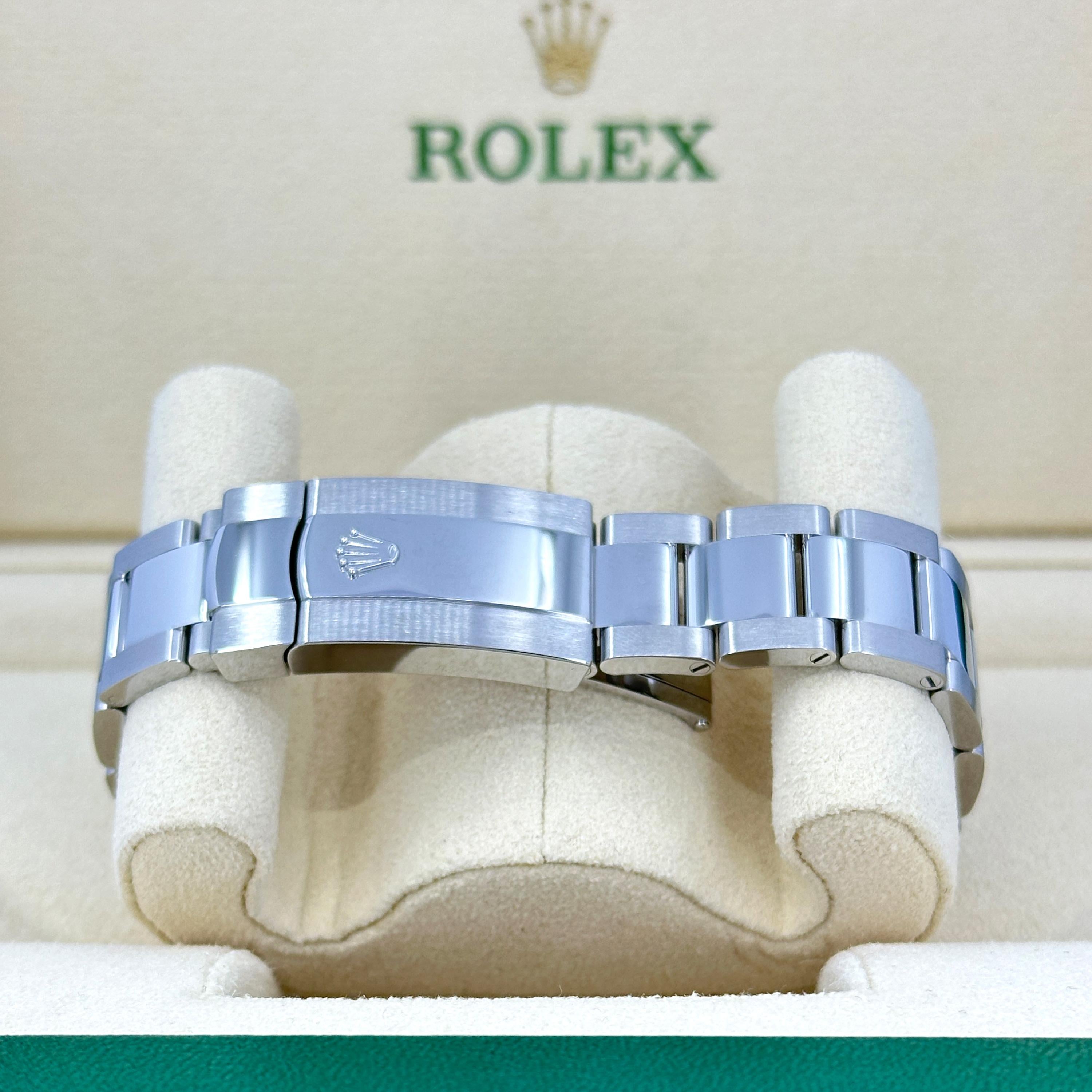 Ungetragene Rolex Datejust 41 Weiß Oyster Reference# 126334, Komplettset, 2025 im Angebot 7