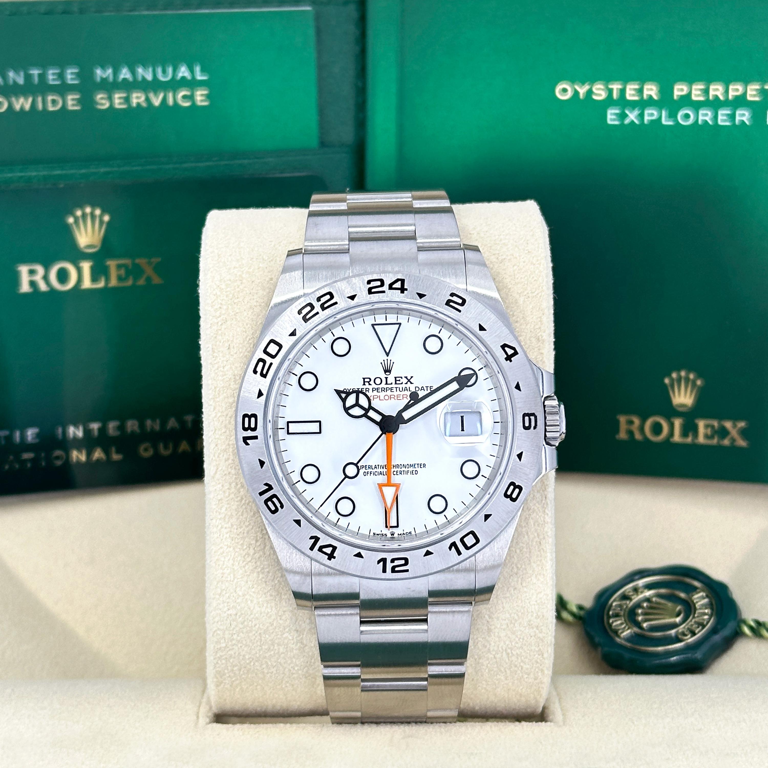 Die Rolex Explorer II Ref. 226570-0001 ist ein robuster und ikonischer Zeitmesser für Abenteurer, die Zuverlässigkeit, Präzision und Ablesbarkeit in den anspruchsvollsten Umgebungen verlangen. Die neueste Generation der Explorer II, die anlässlich