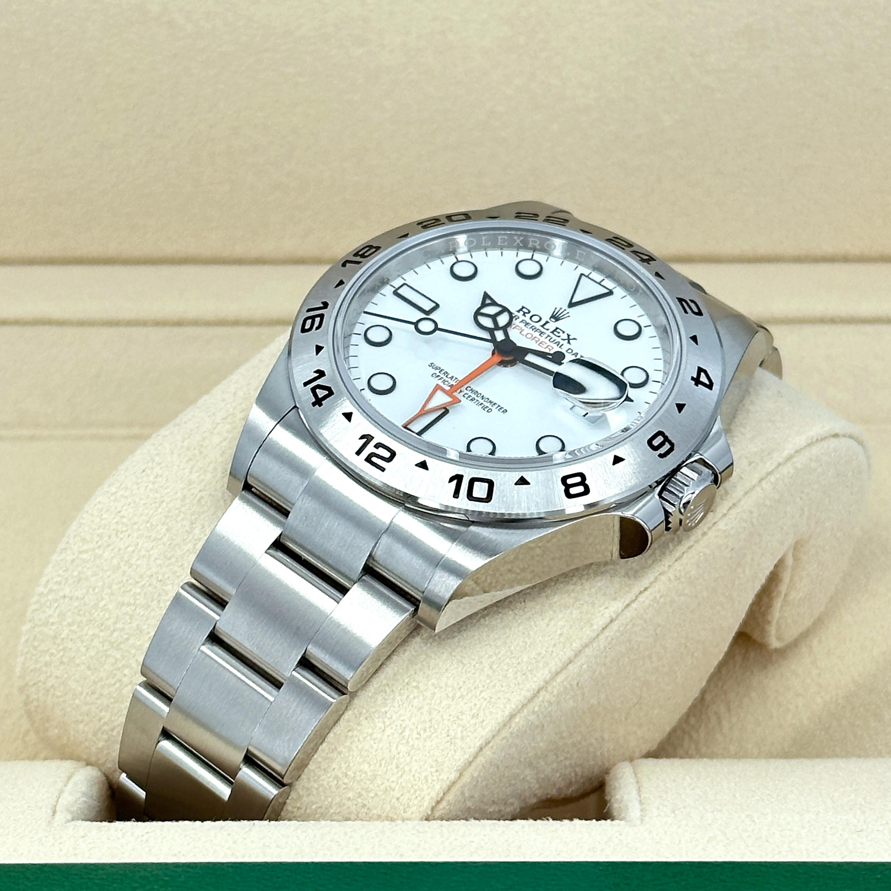 Ungetragene Rolex Explorer II Reference# 226570, Komplettset, 2025 für Damen oder Herren im Angebot