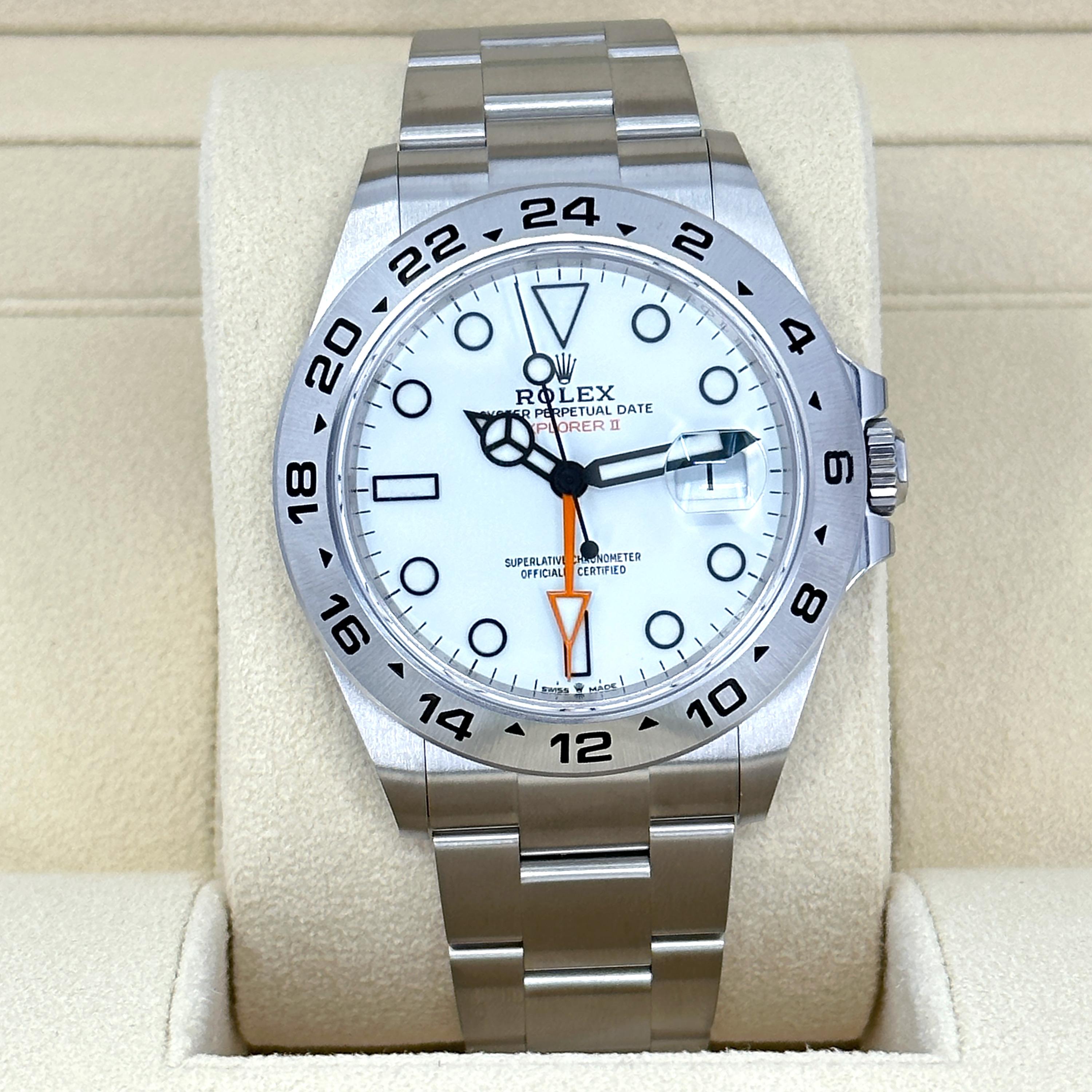 Ungetragene Rolex Explorer II Reference# 226570, Komplettset, 2025 im Angebot 1