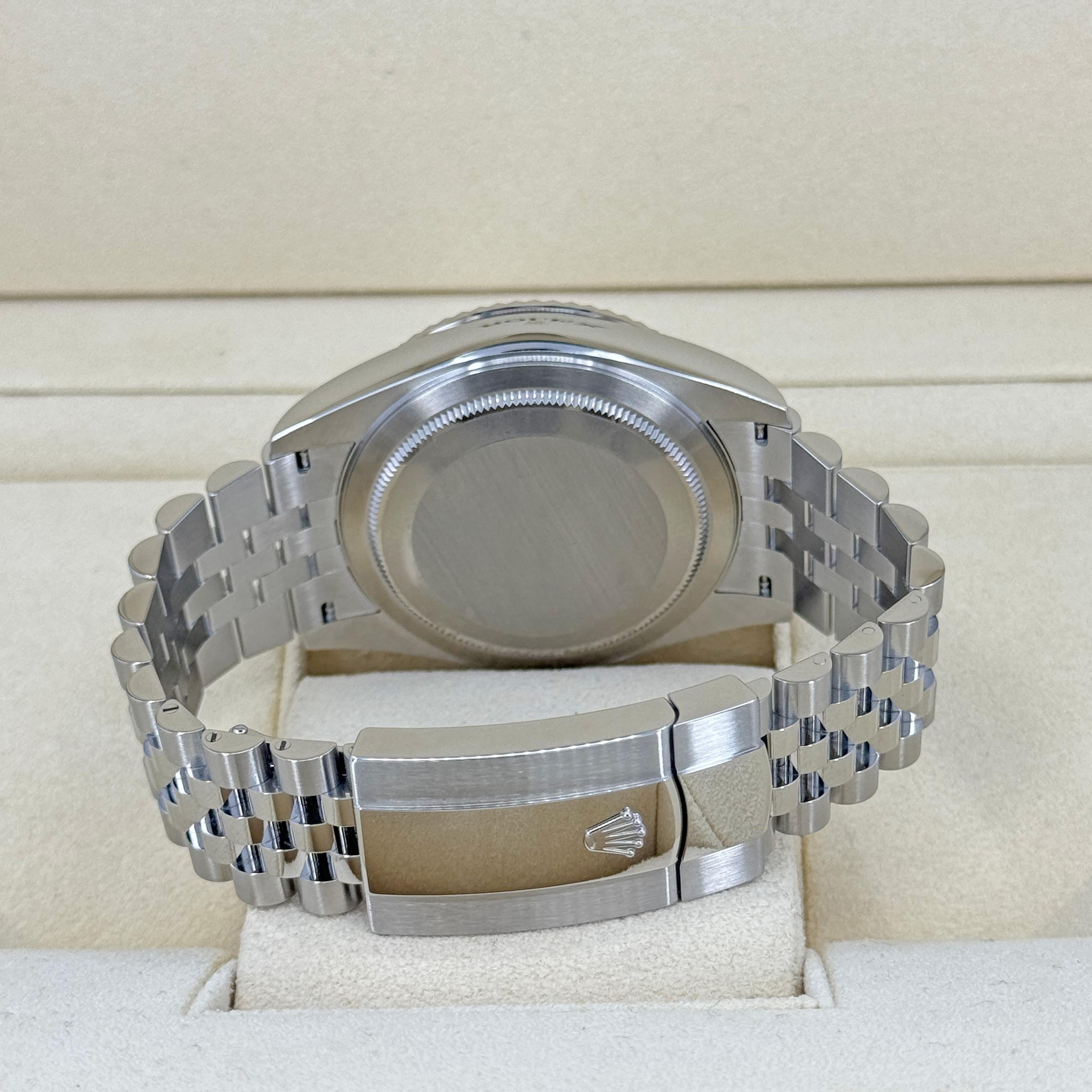 Rolex Sky-Dweller non indossato Numero di riferimento 336934, Set completo, 2025 in vendita 9