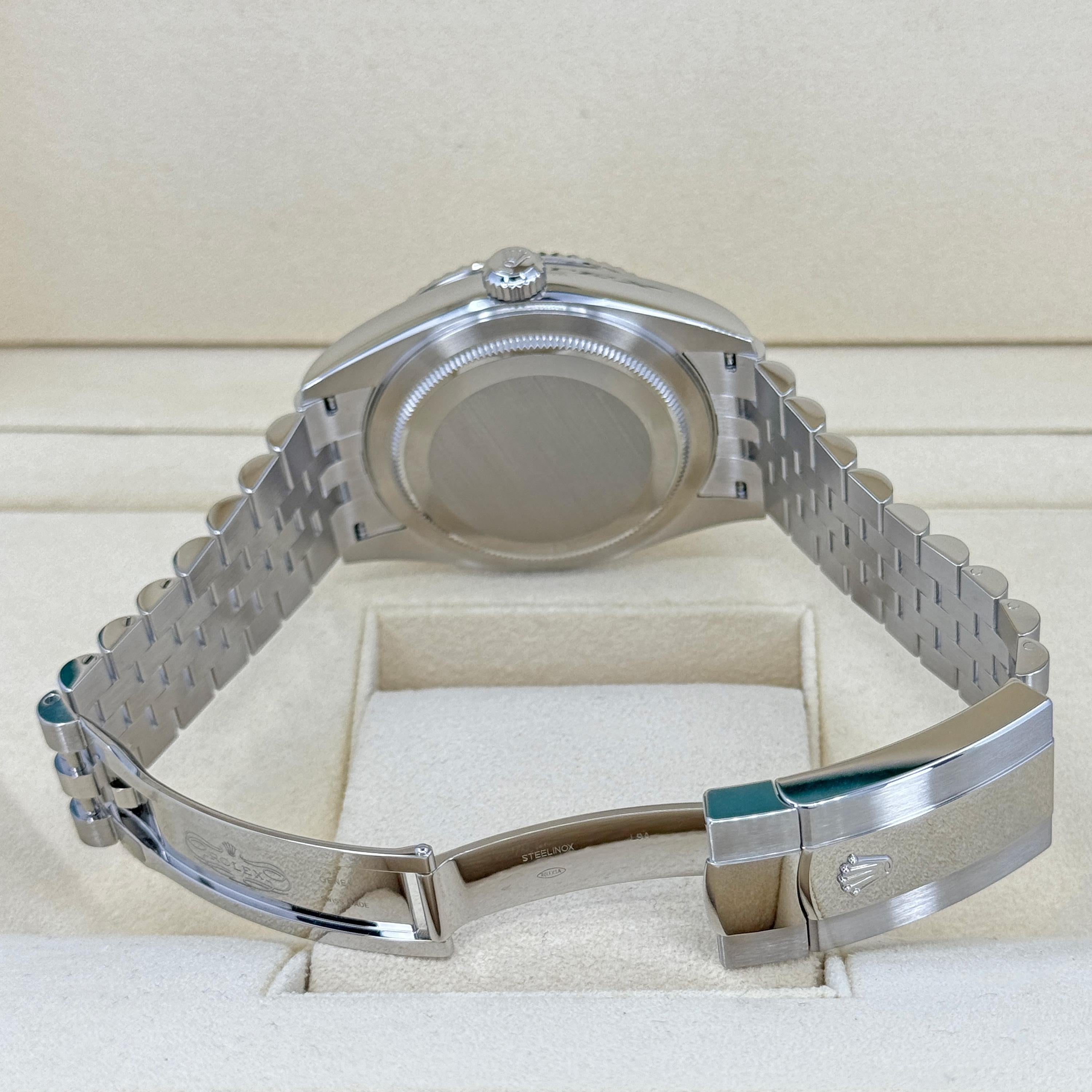 Rolex Sky-Dweller non indossato Numero di riferimento 336934, Set completo, 2025 in vendita 10