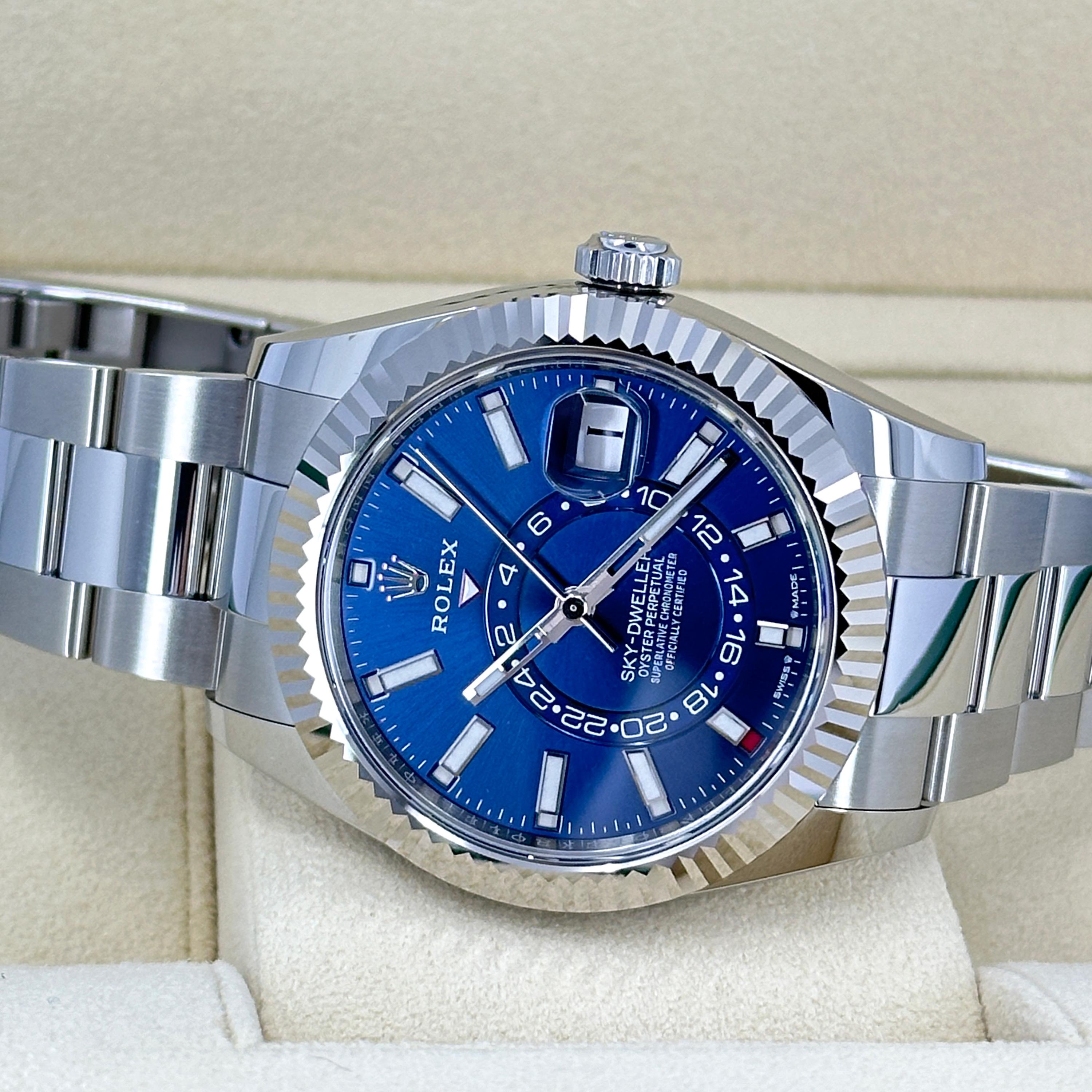Rolex Sky-Dweller non indossato Numero di riferimento 336934, Set completo, 2025 in vendita 11