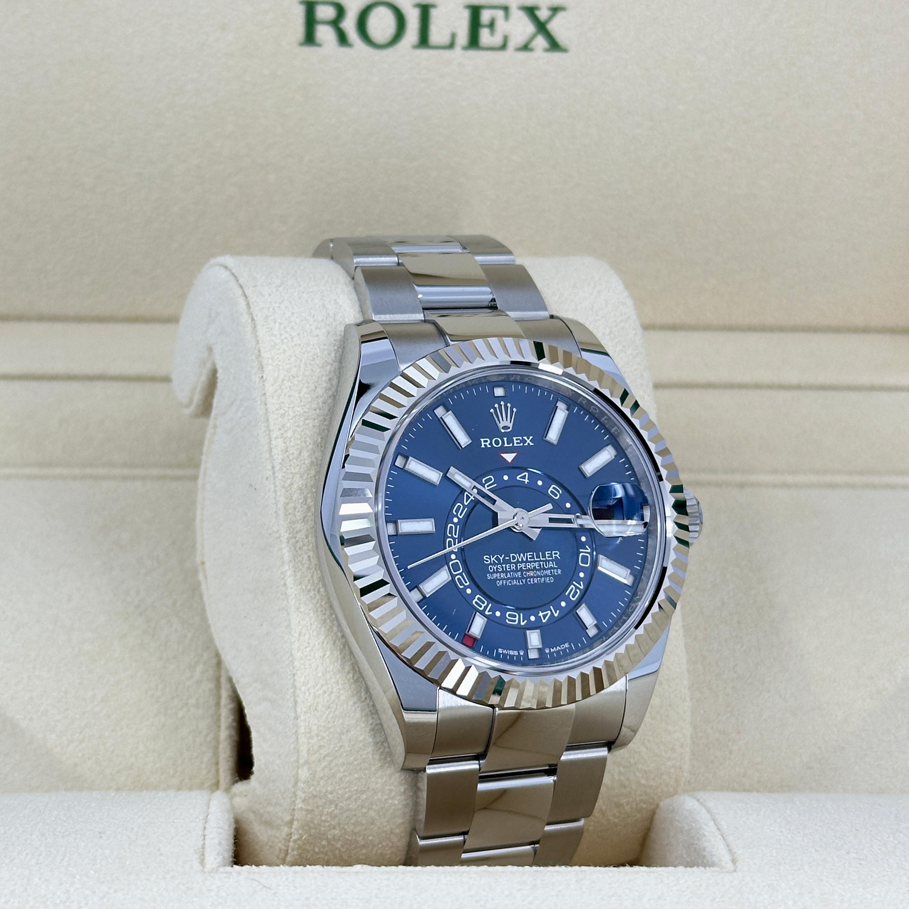 Rolex Sky-Dweller non indossato Numero di riferimento 336934, Set completo, 2025 in vendita 4