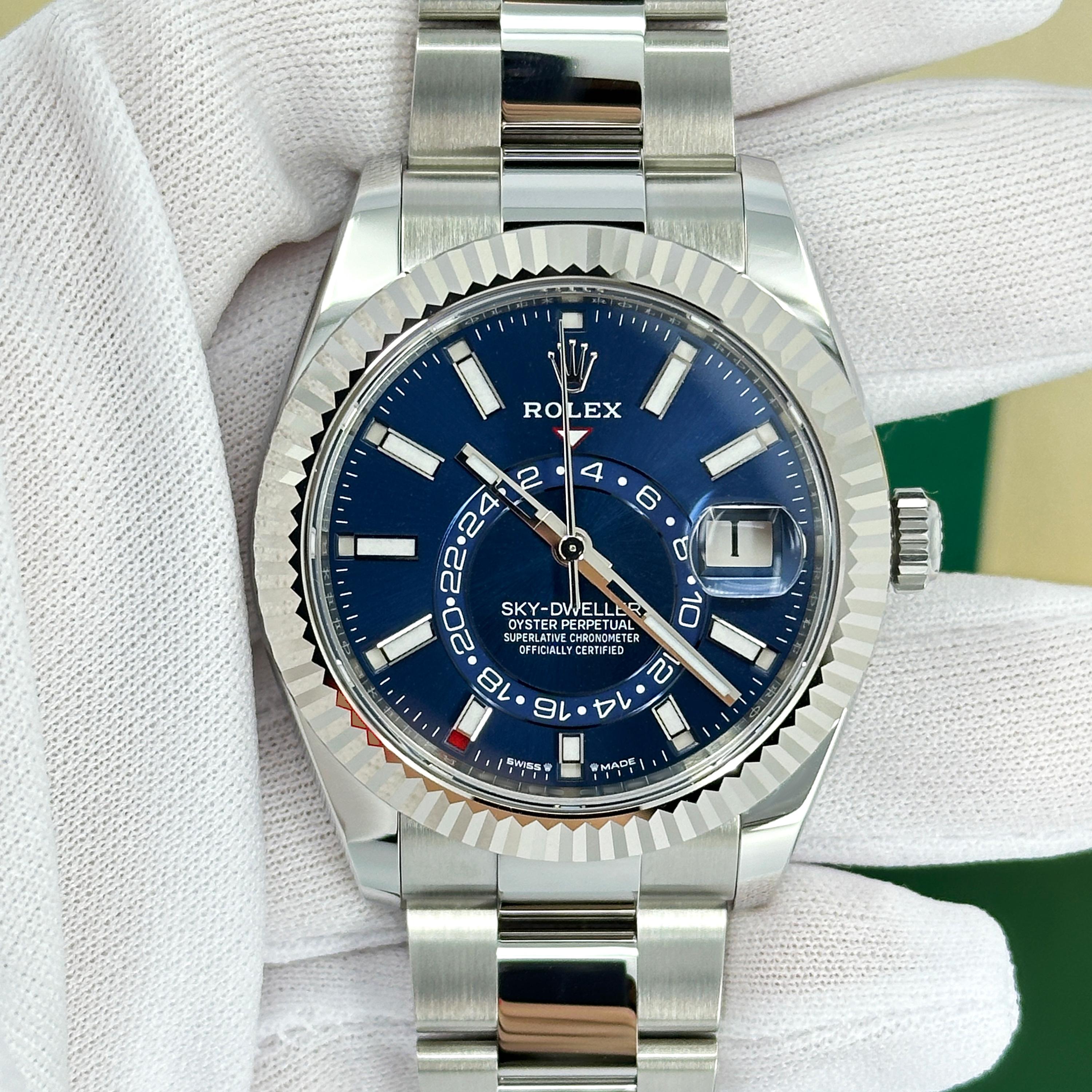 Rolex Sky-Dweller non indossato Numero di riferimento 336934, Set completo, 2025 in vendita 12