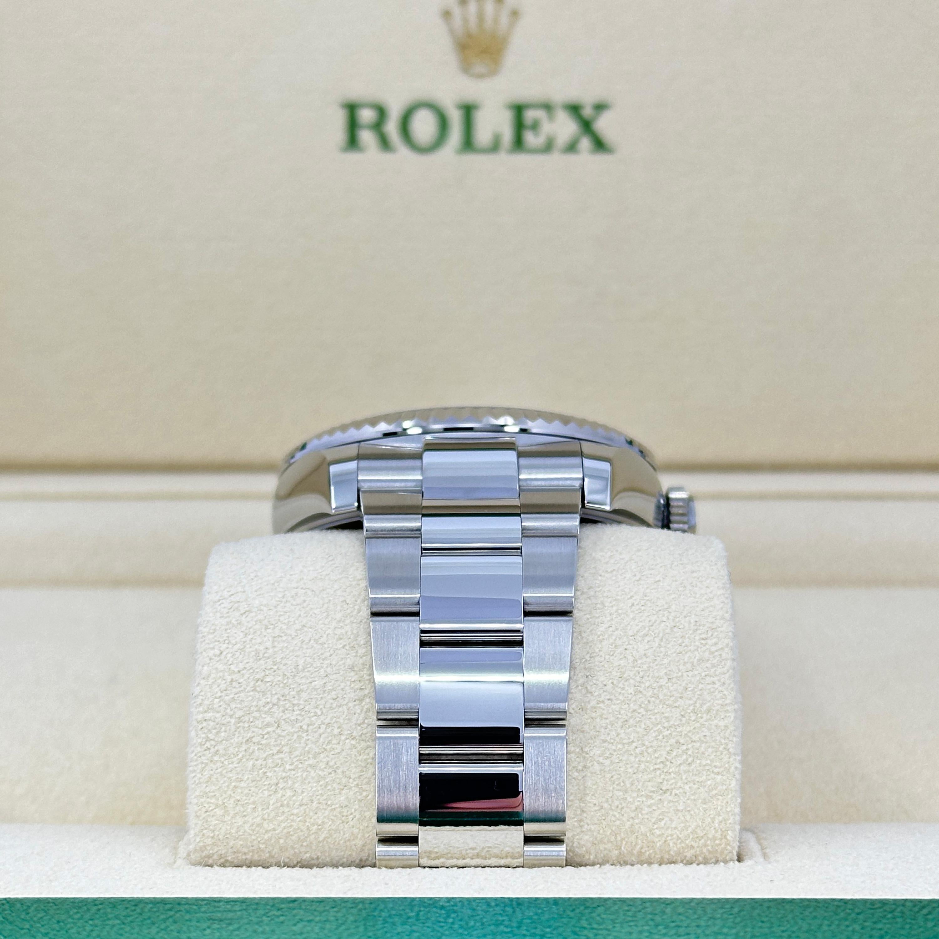 da uomo o donna Rolex Sky-Dweller non indossato Numero di riferimento 336934, Set completo, 2025 in vendita
