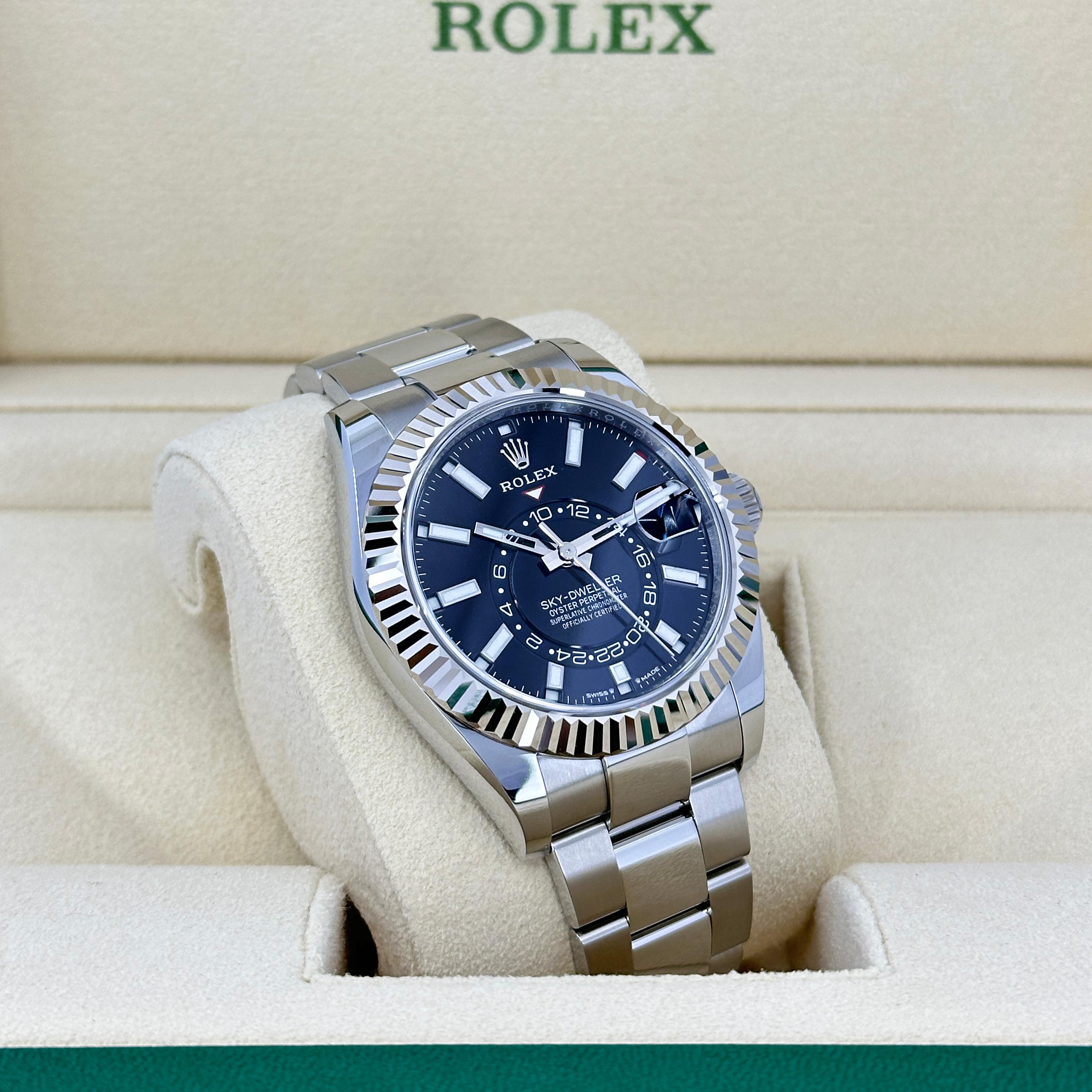 Rolex Sky-Dweller non indossato Numero di riferimento 336934, Set completo, 2025 in vendita 4