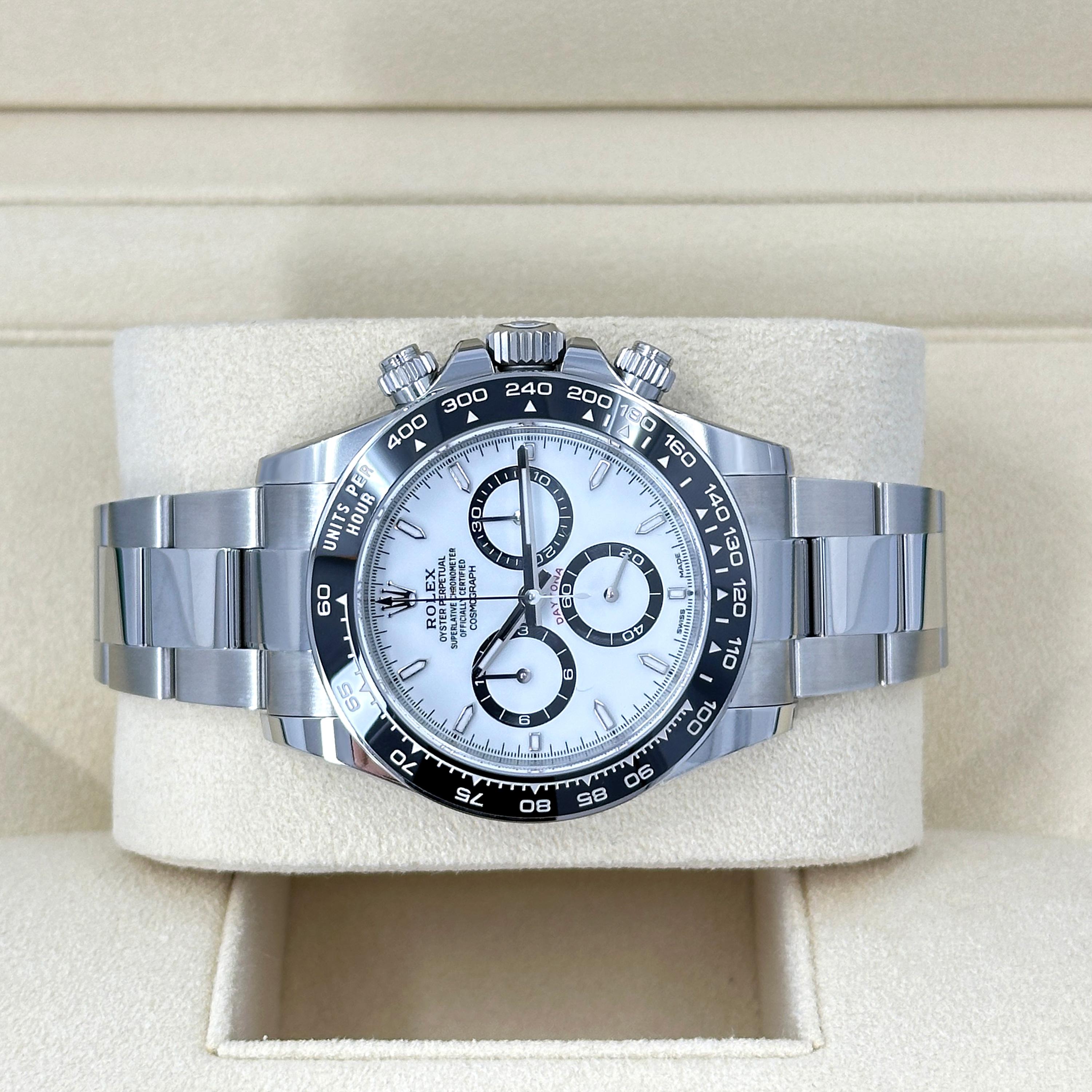 Rolex Cosmograph Daytona non indossato Numero di riferimento 126500ln, Set completo, 2025 in vendita 4
