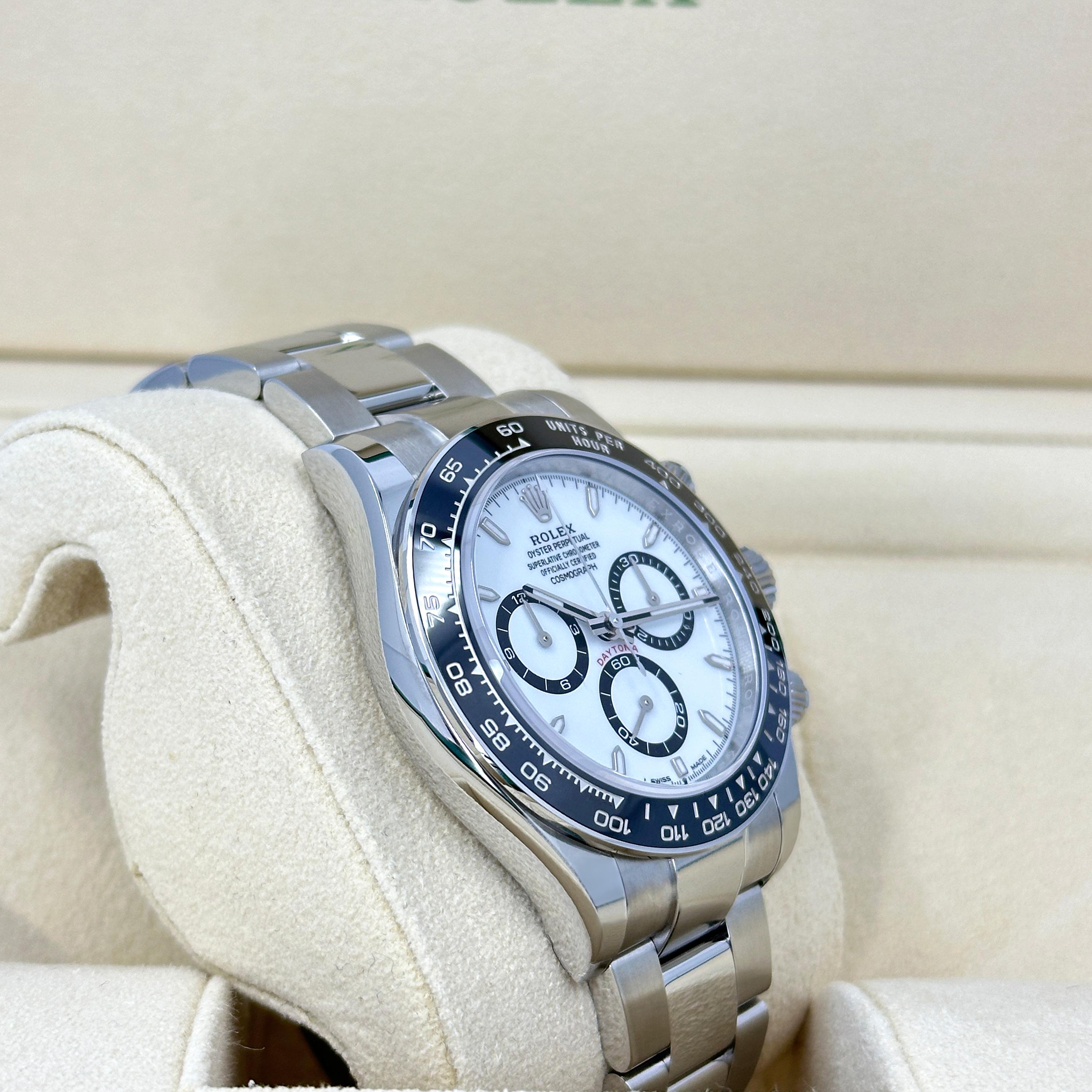 Rolex Cosmograph Daytona non indossato Numero di riferimento 126500ln, Set completo, 2025 in vendita 6