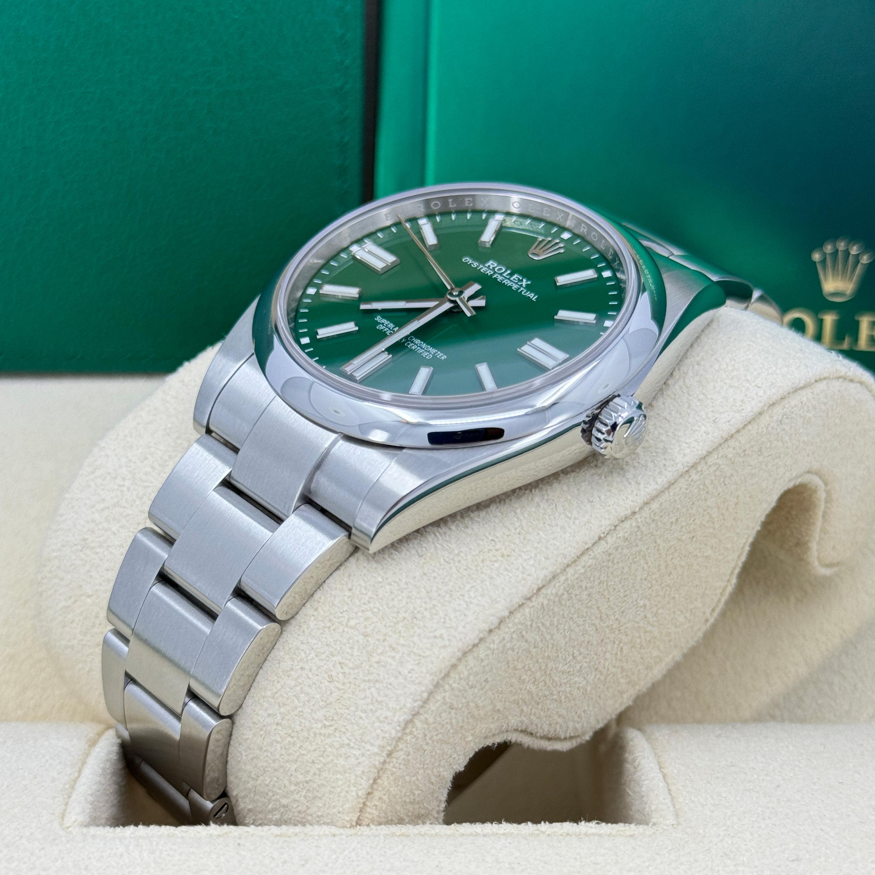 da uomo o donna Rolex Oyster Perpetual Senza Data Riferimento n. 124300, Set completo, 2025 in vendita