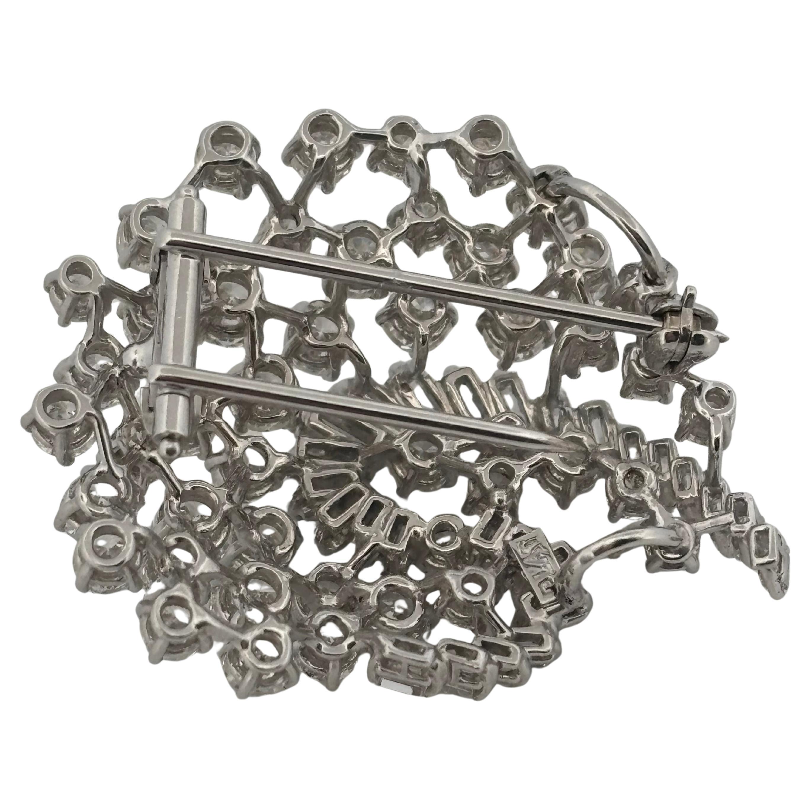 Pendentif broche en platine ancien 5,00 carats diamants ronds et baguettes Unisexe en vente