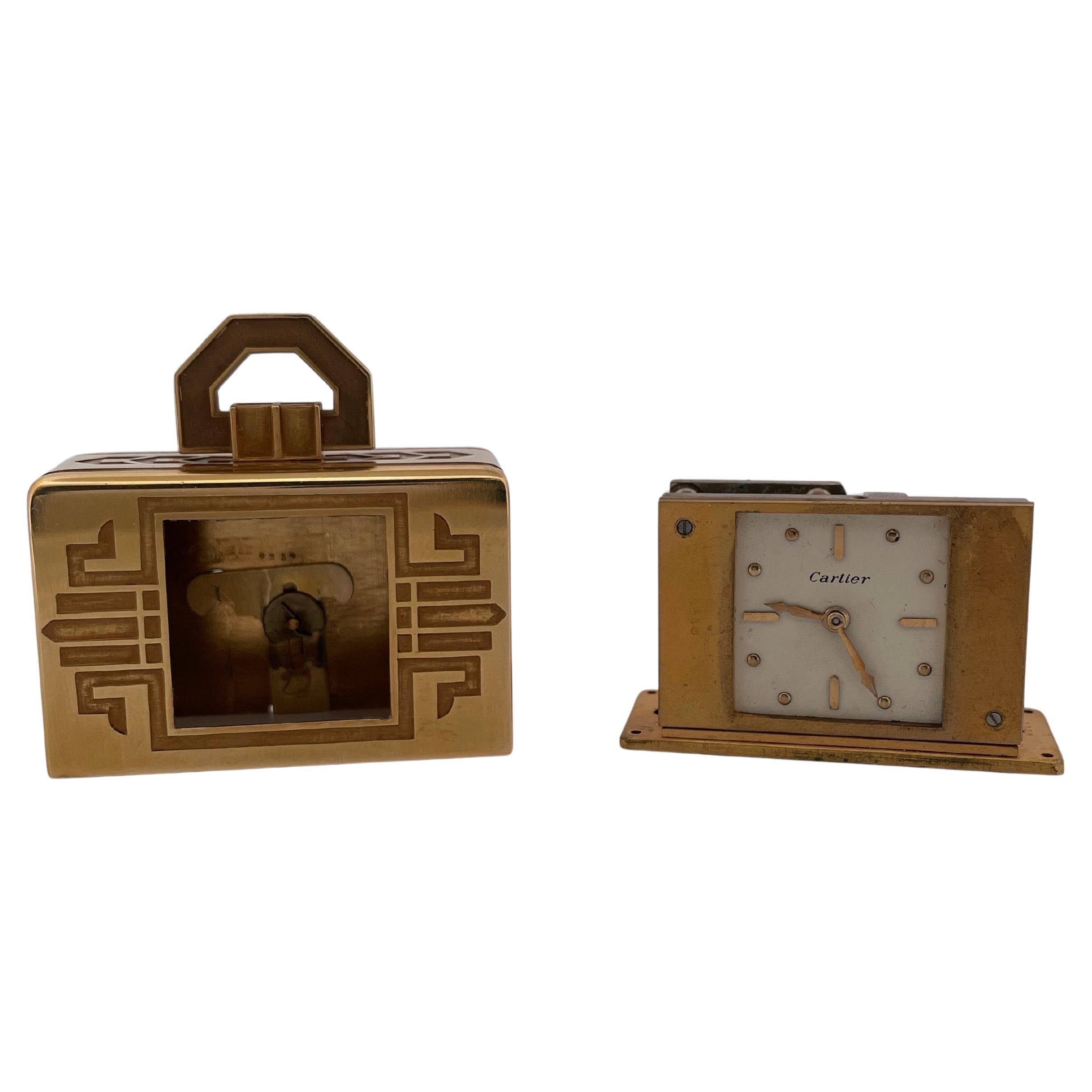 Women's or Men's Vintage Cartier Table clock Done In 18K Yellow Gold For Sale