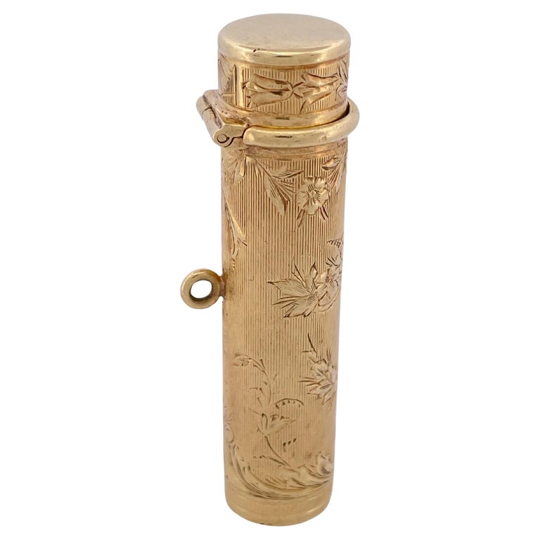 cigarette lipstick holder Vintage holder/cigarette holder/joint holder. : r/ThriftStoreHauls Italian Lipstick Makeup Cigarette Holder